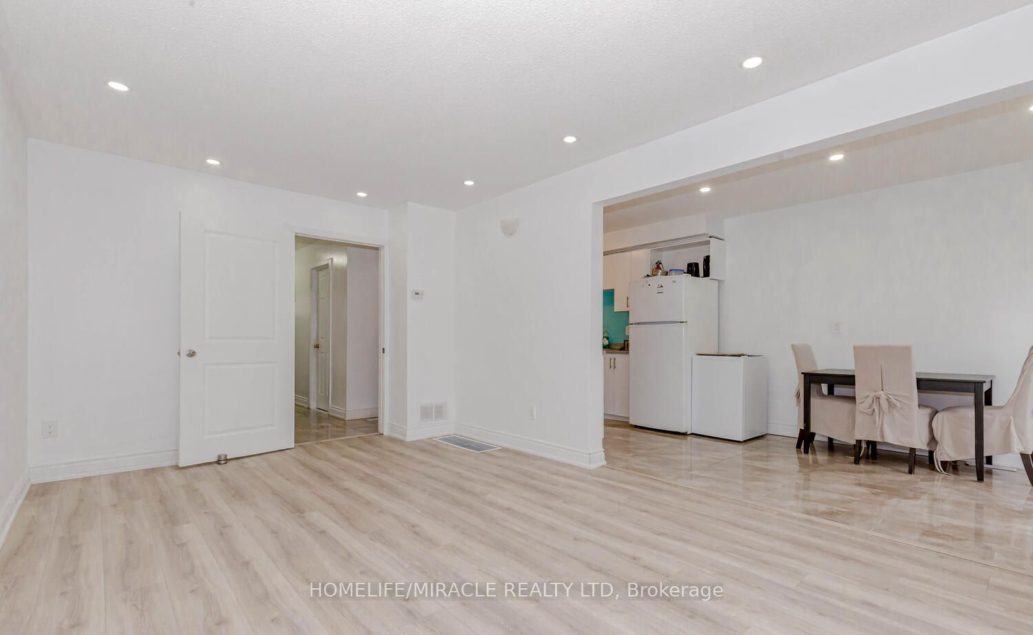 7500 Goreway Drive 56 Property Photo 5