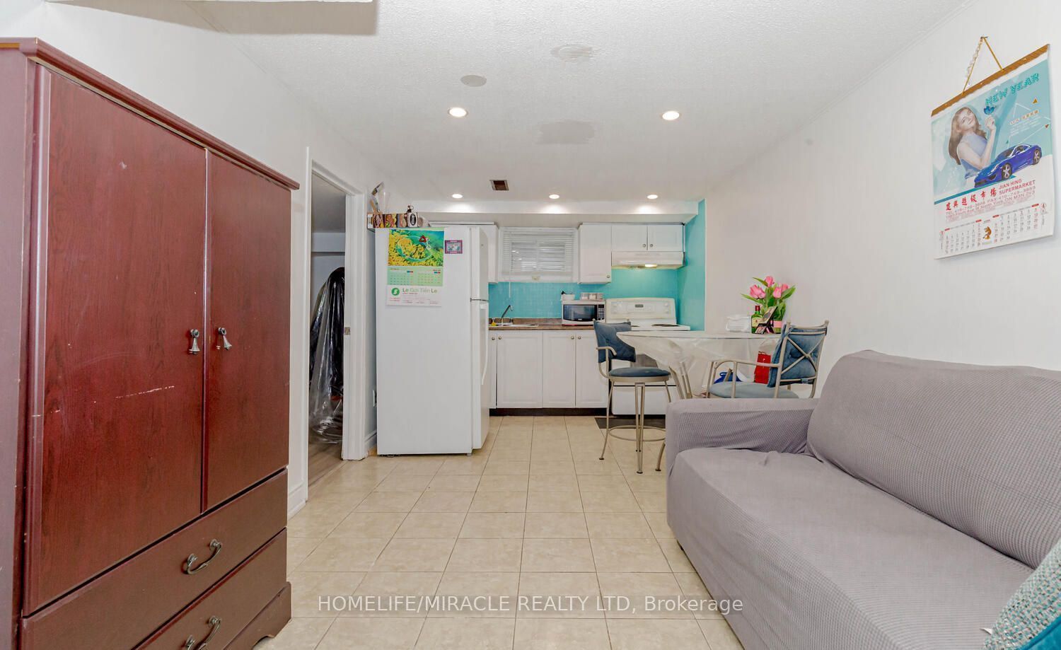 7500 Goreway Drive 56 Property Photo 12