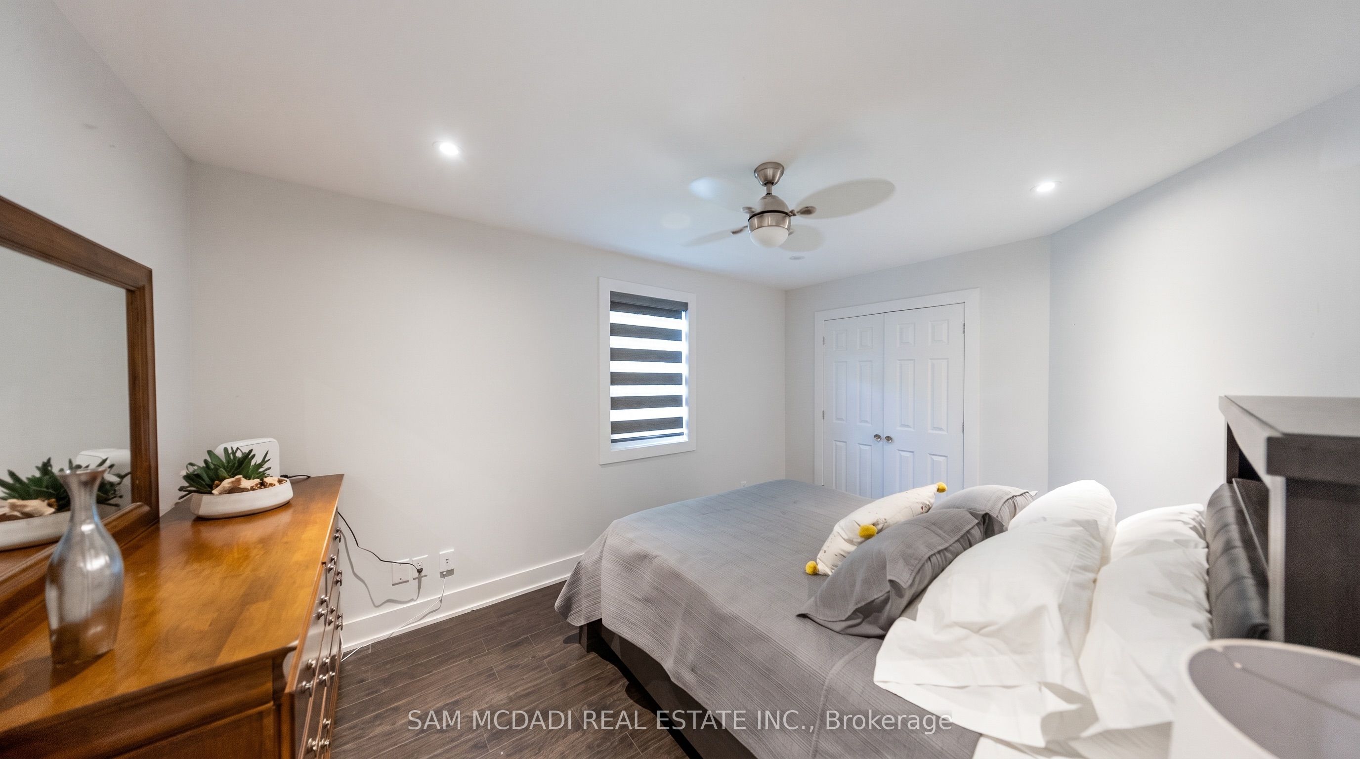 30 Maple Avenue N Property Photo 19