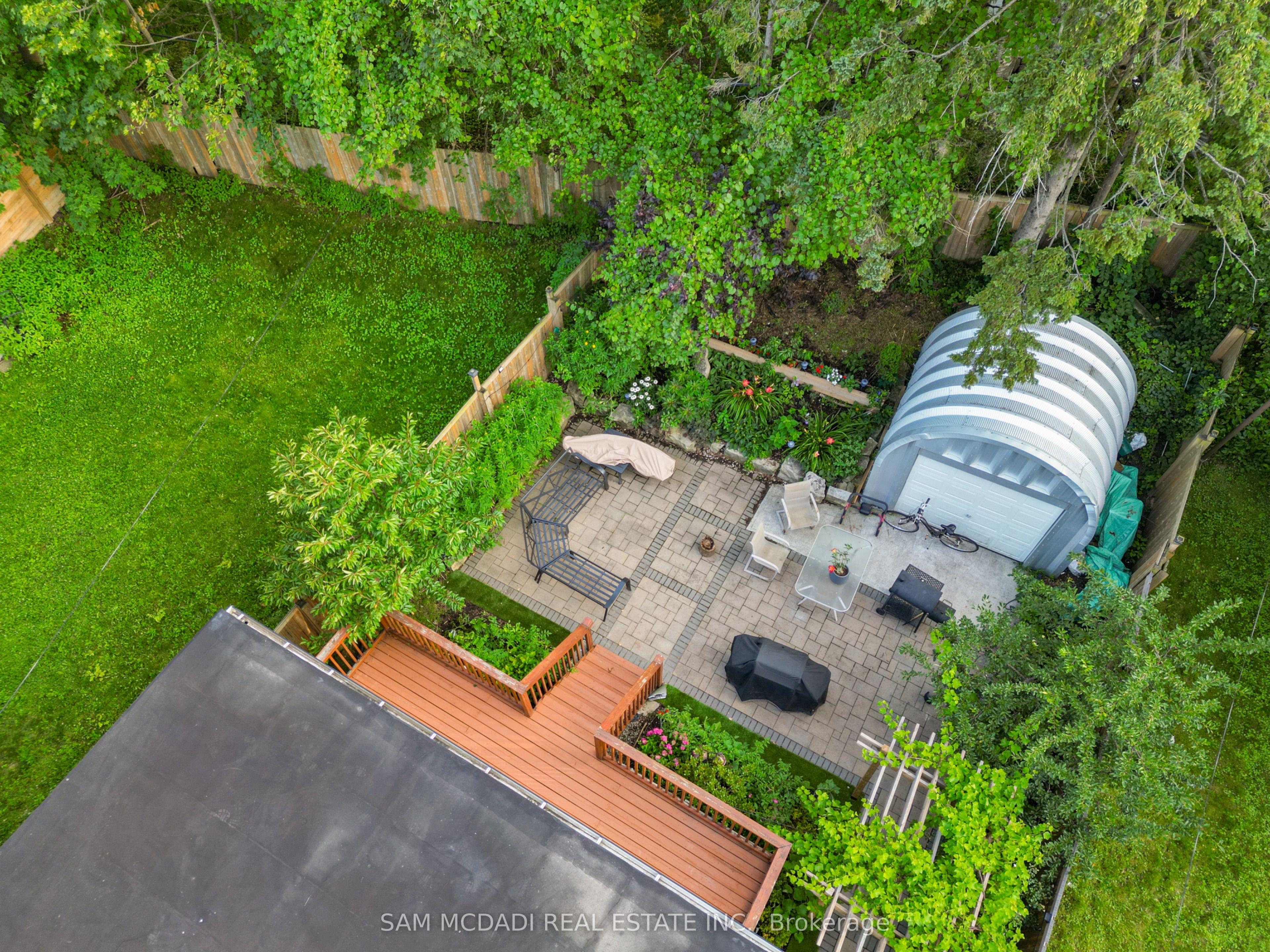 30 Maple Avenue N Property Photo 35