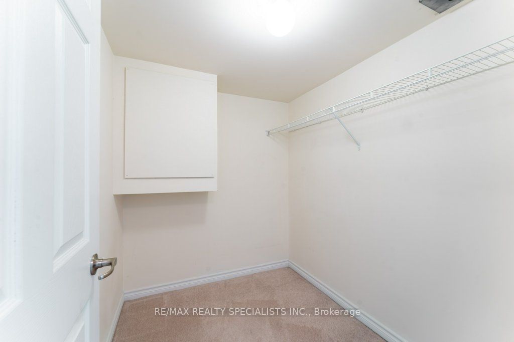 1340 Main Street E 313 Property Photo 20