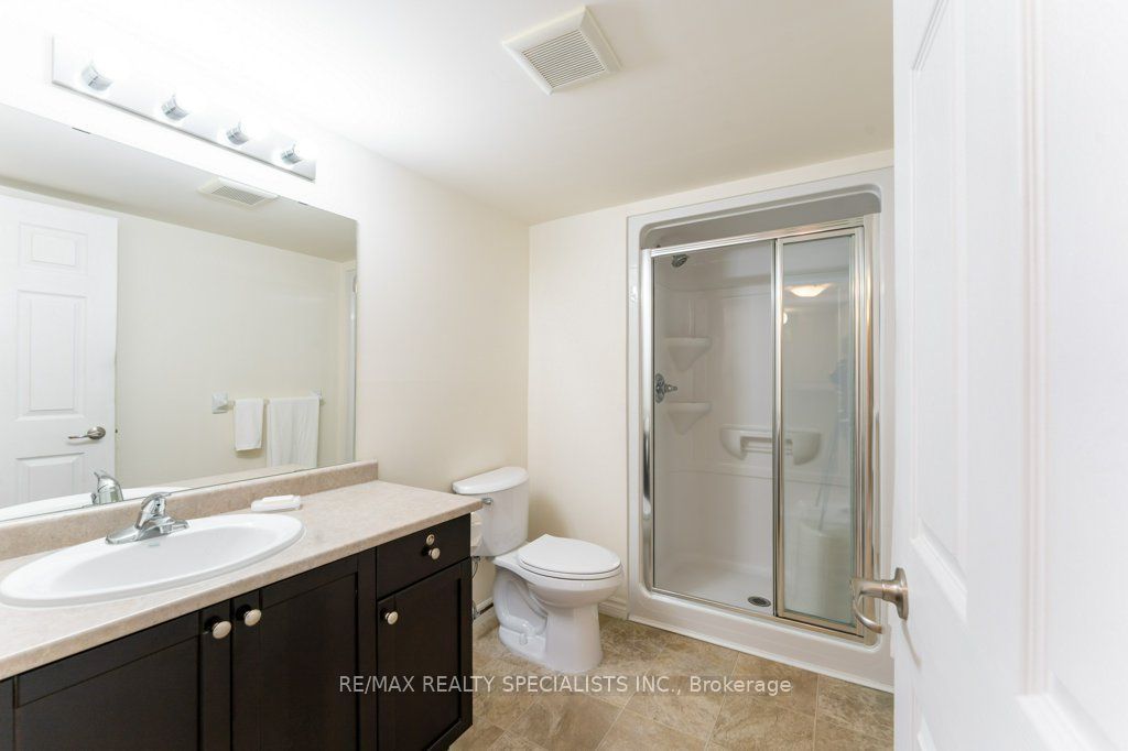 1340 Main Street E 313 Property Photo 22