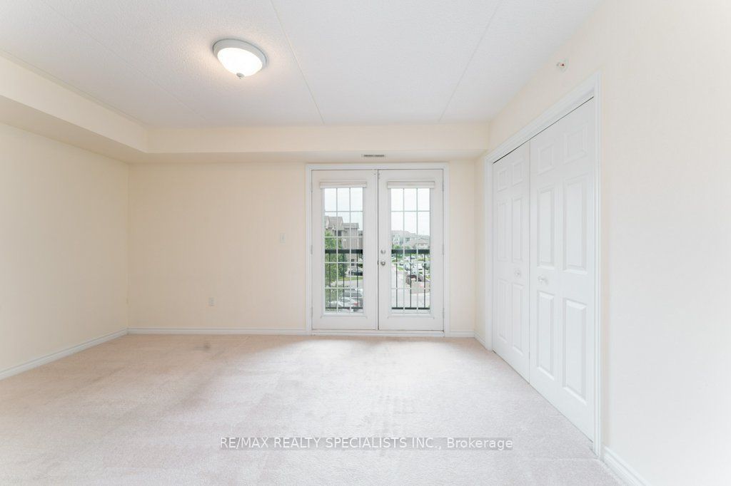 1340 Main Street E 313 Property Photo 23