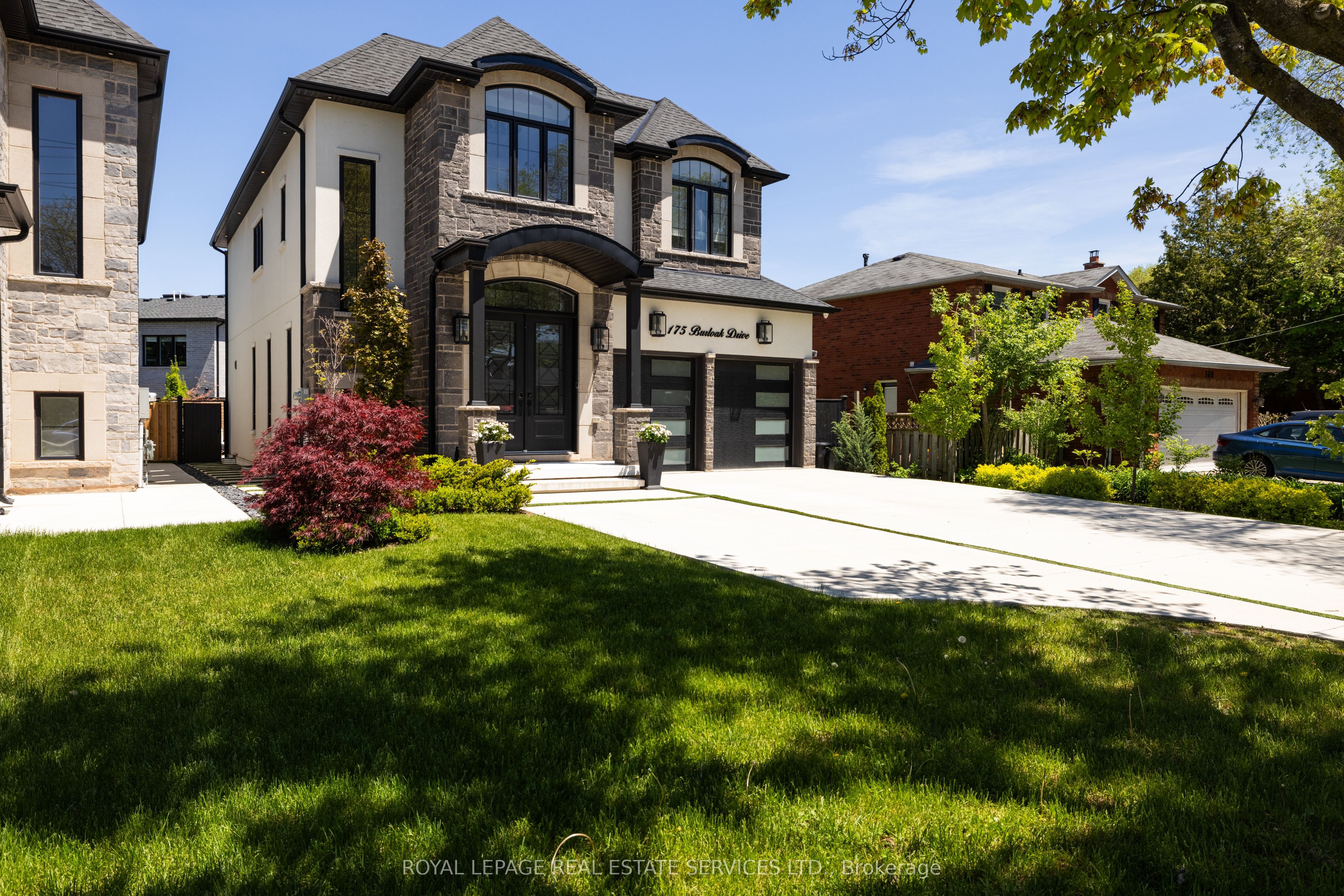 175 Burloak Drive W Property Photo 49