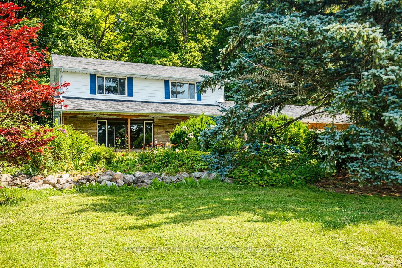 7687 Appleby Line Property Photo 4