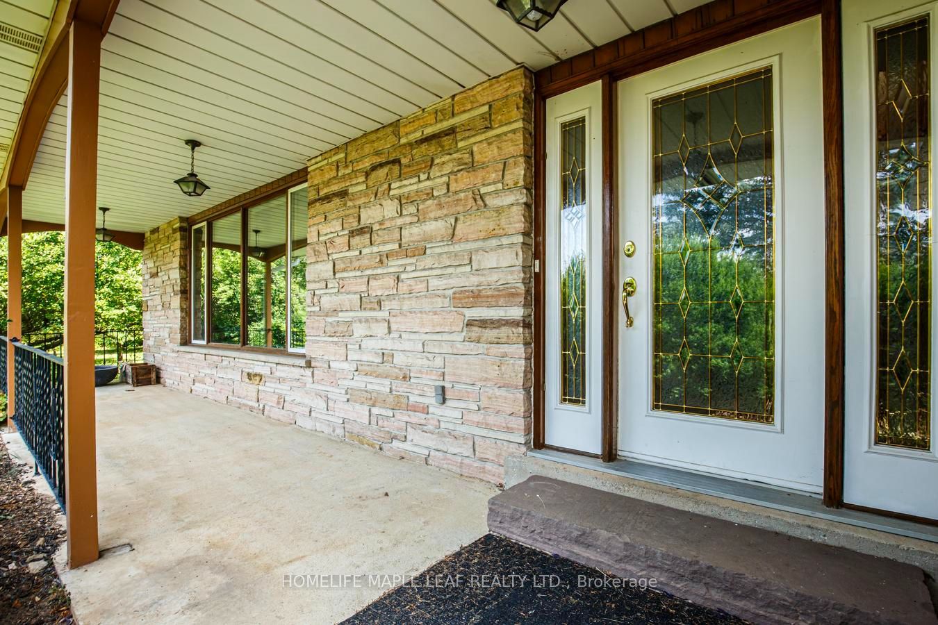 7687 Appleby Line Property Photo 7