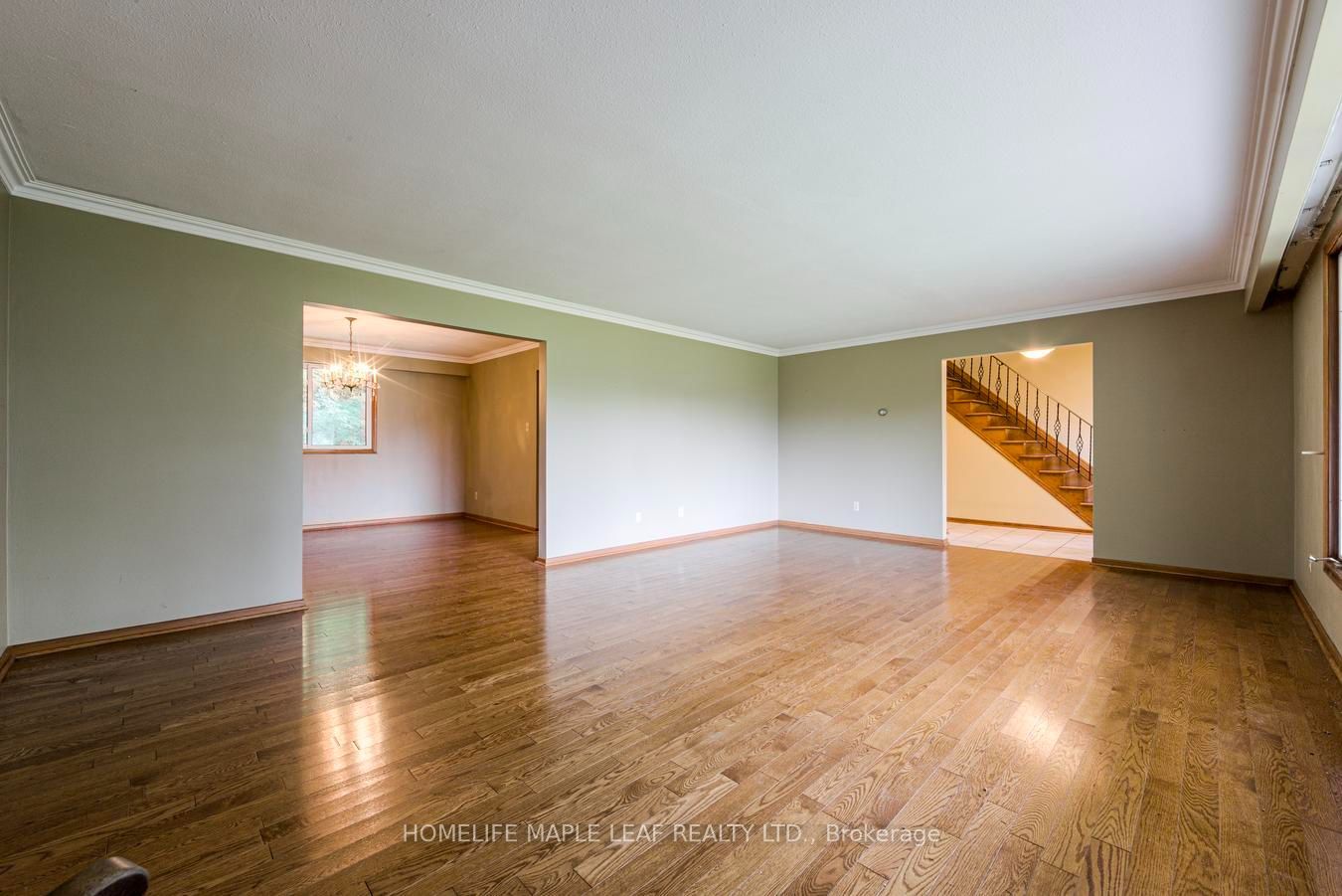 7687 Appleby Line Property Photo 11
