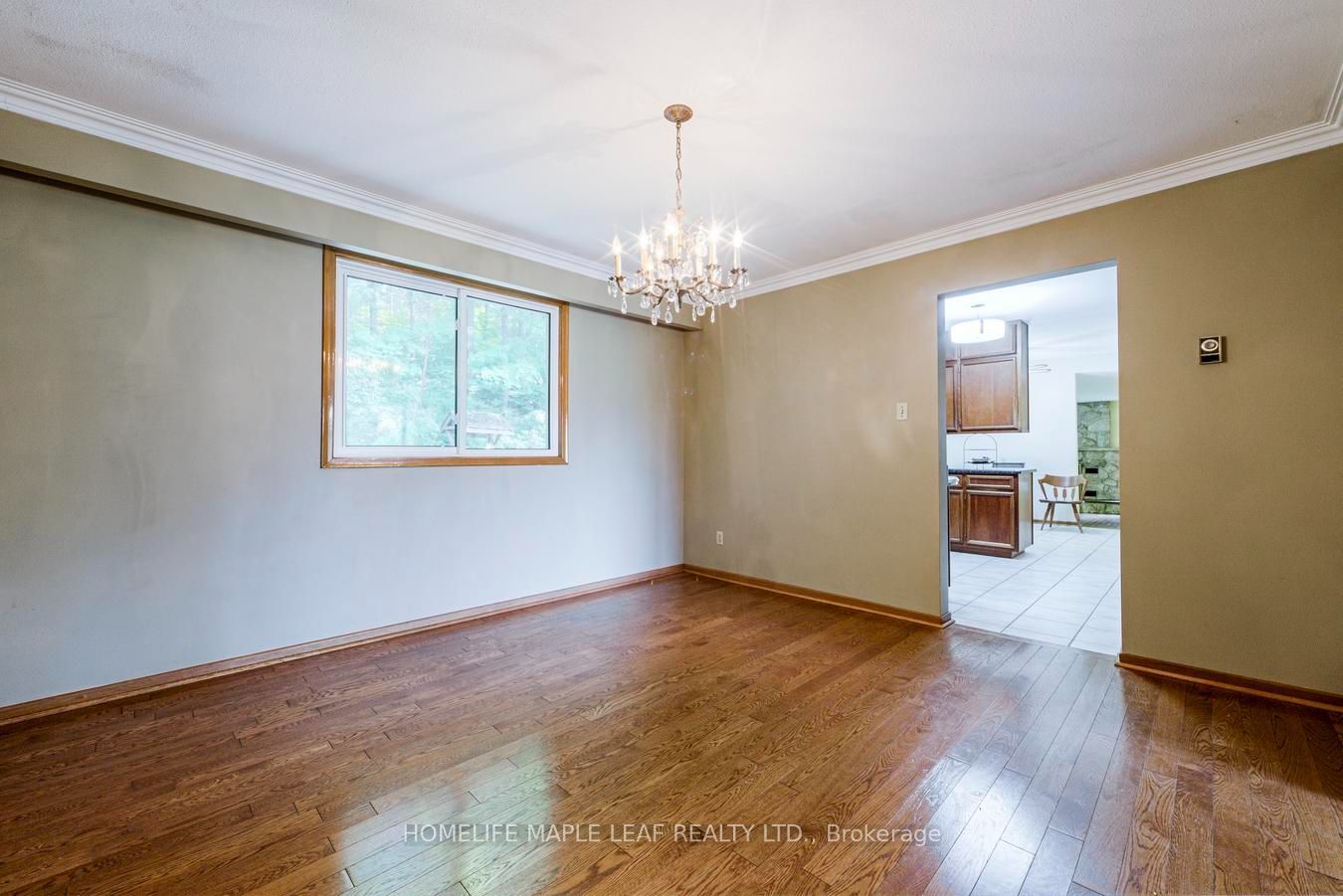 7687 Appleby Line Property Photo 13