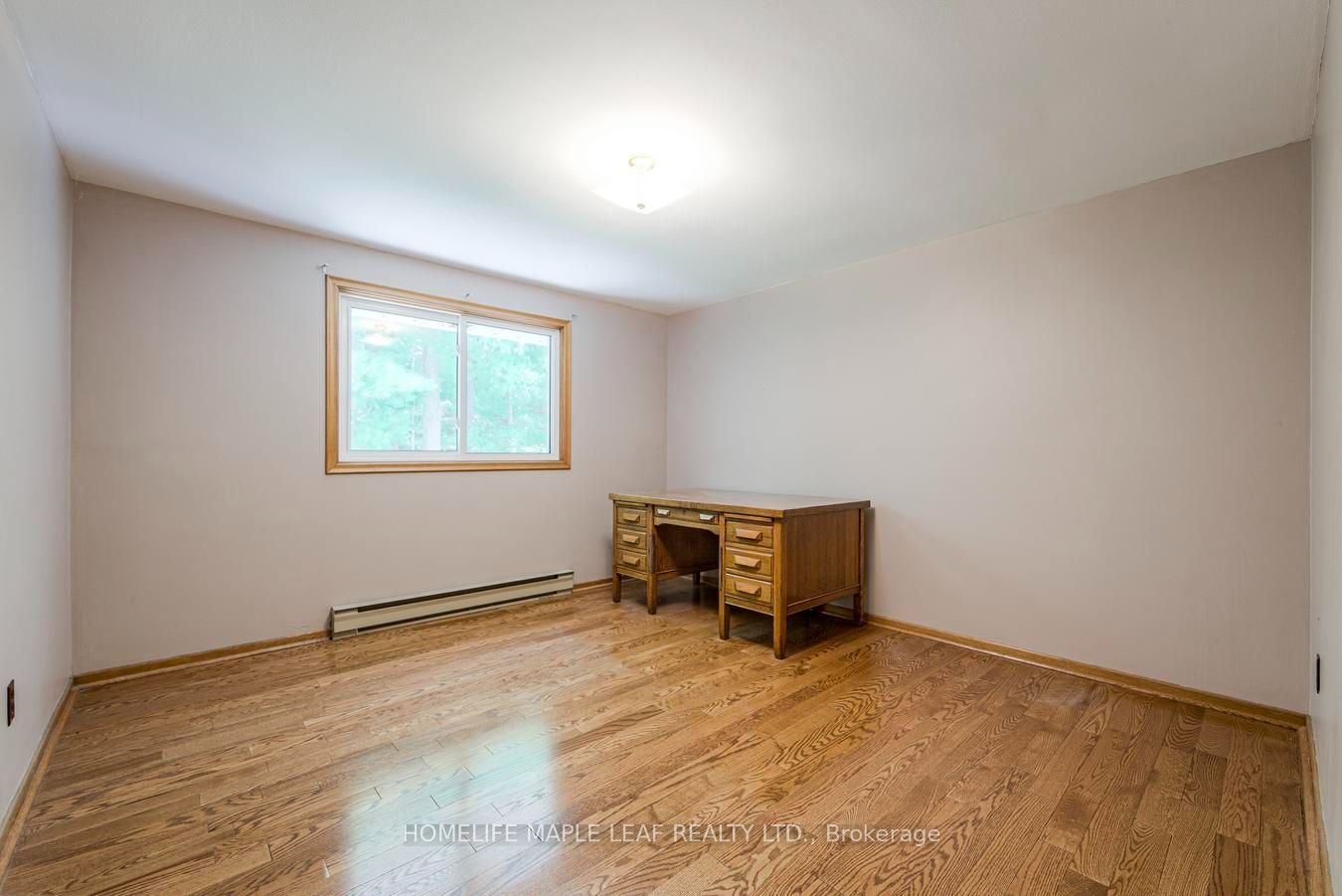 7687 Appleby Line Property Photo 32
