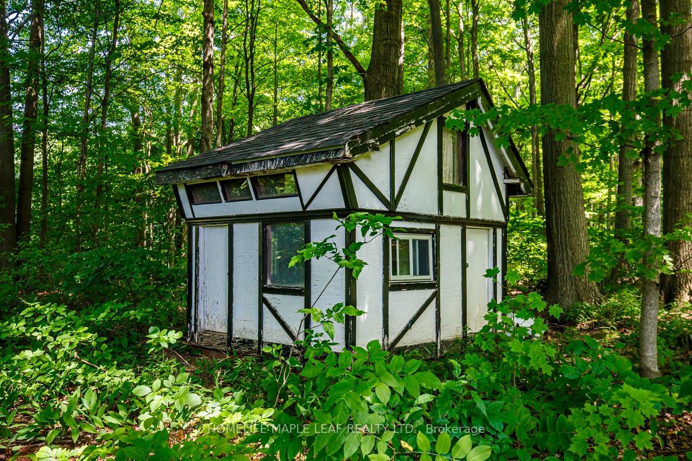7687 Appleby Line Property Photo 41