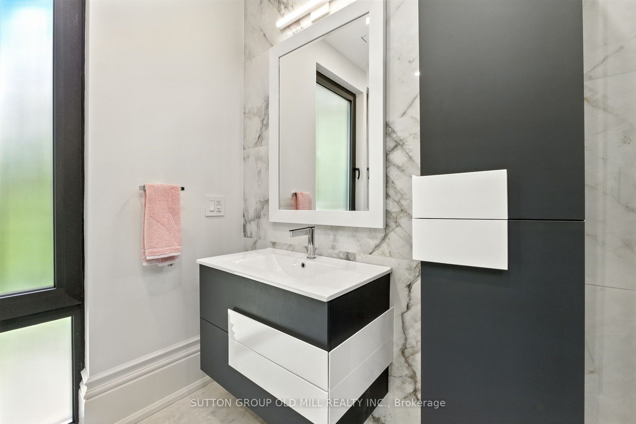 10 Hillavon Drive Property Photo 30