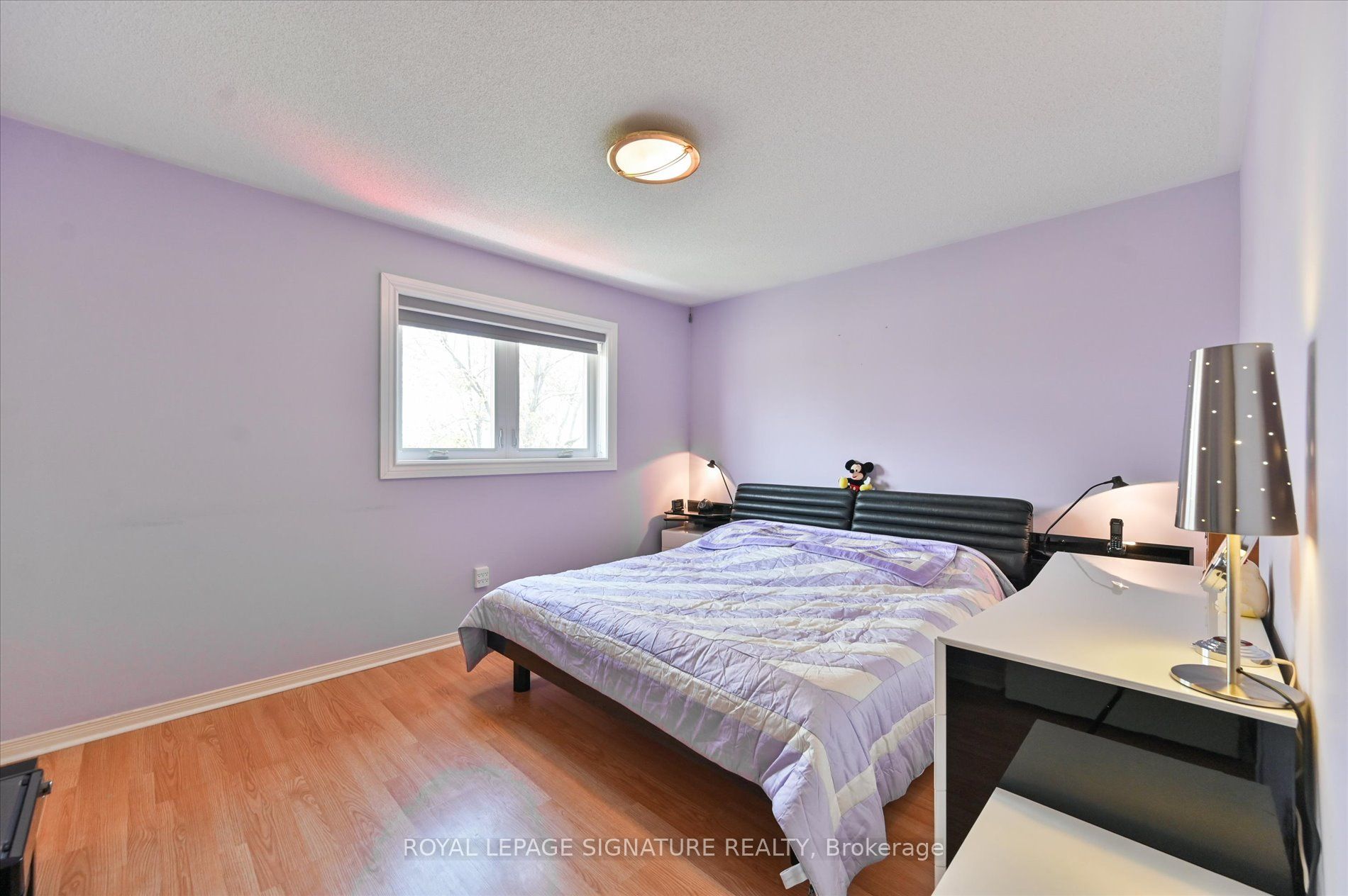 5481 Palmerston Crescent Property Photo 26