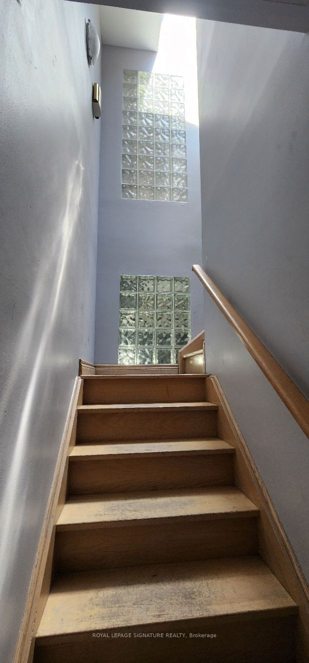 1285a St. Clair Avenue Property Photo 7