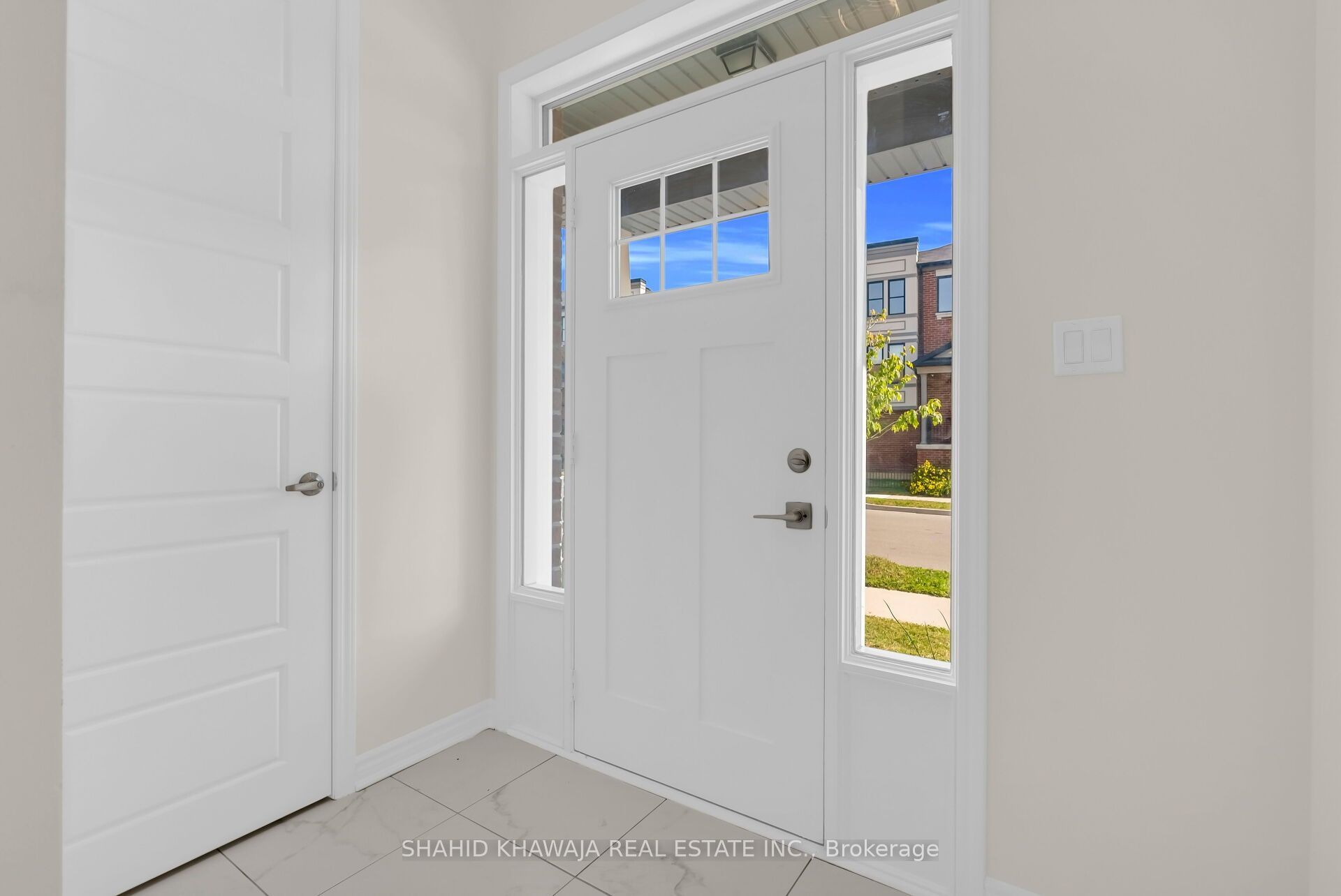 1288 Sycamore Gardens Property Photo 4
