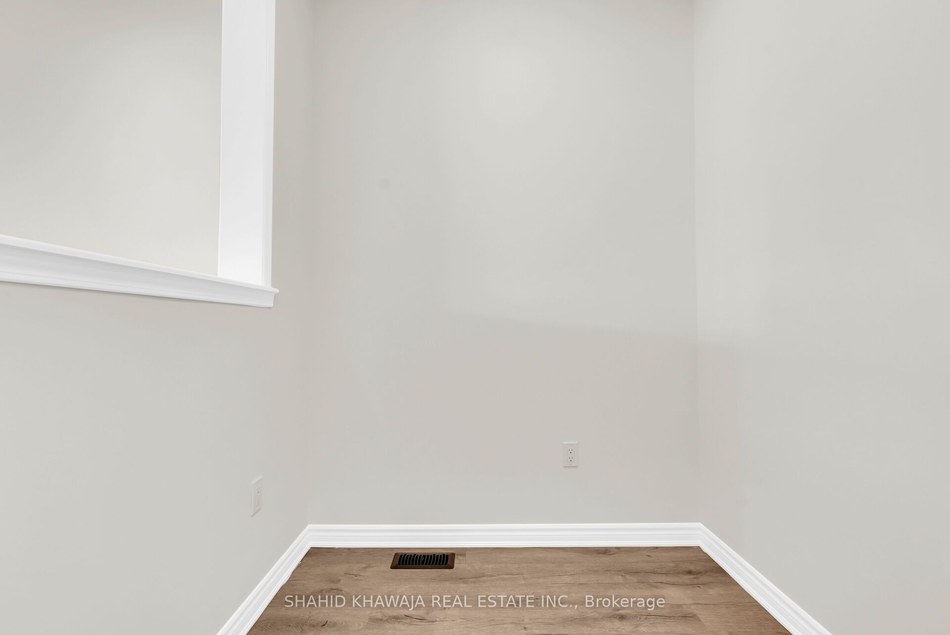 1288 Sycamore Gardens Property Photo 6