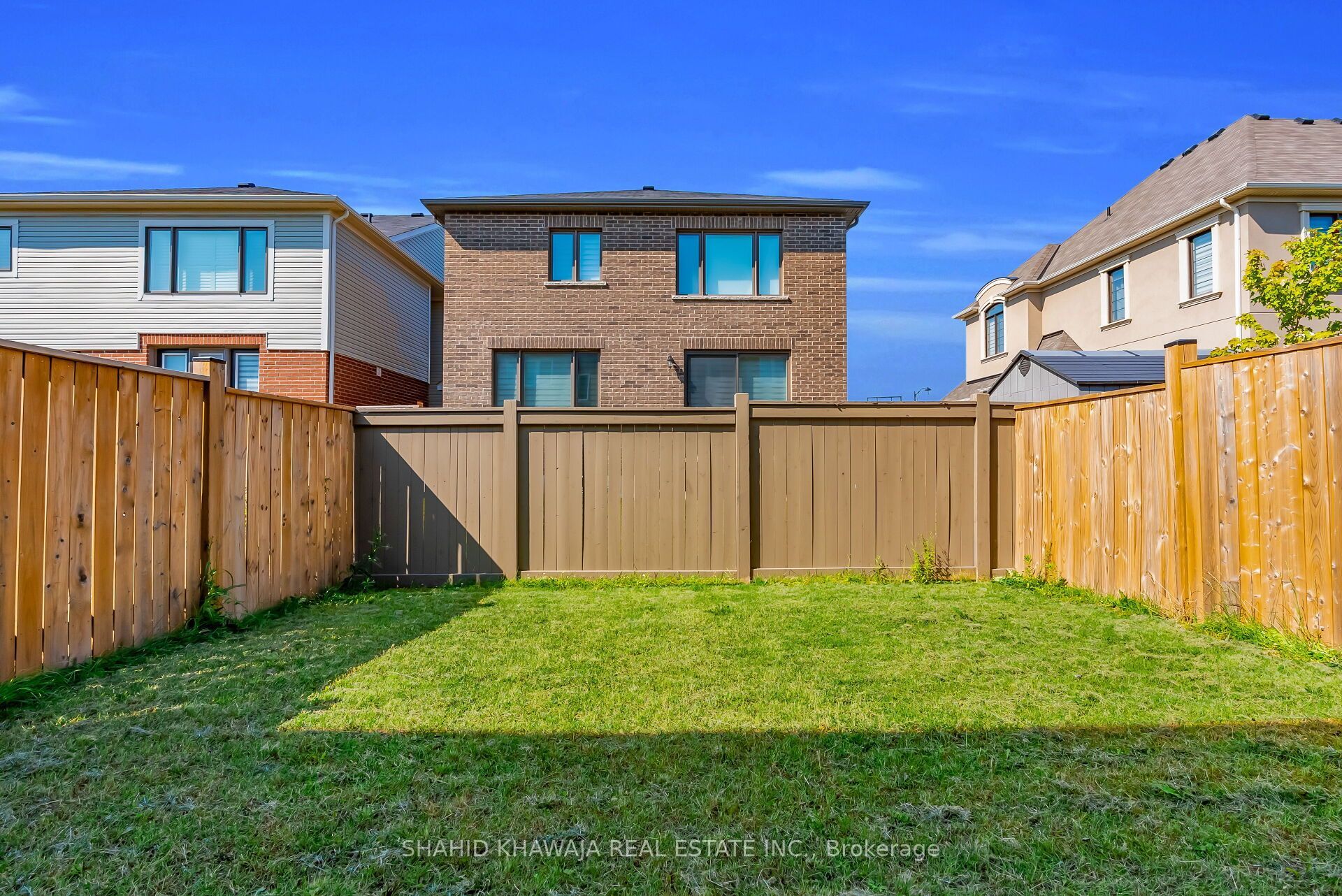 1288 Sycamore Gardens Property Photo 27