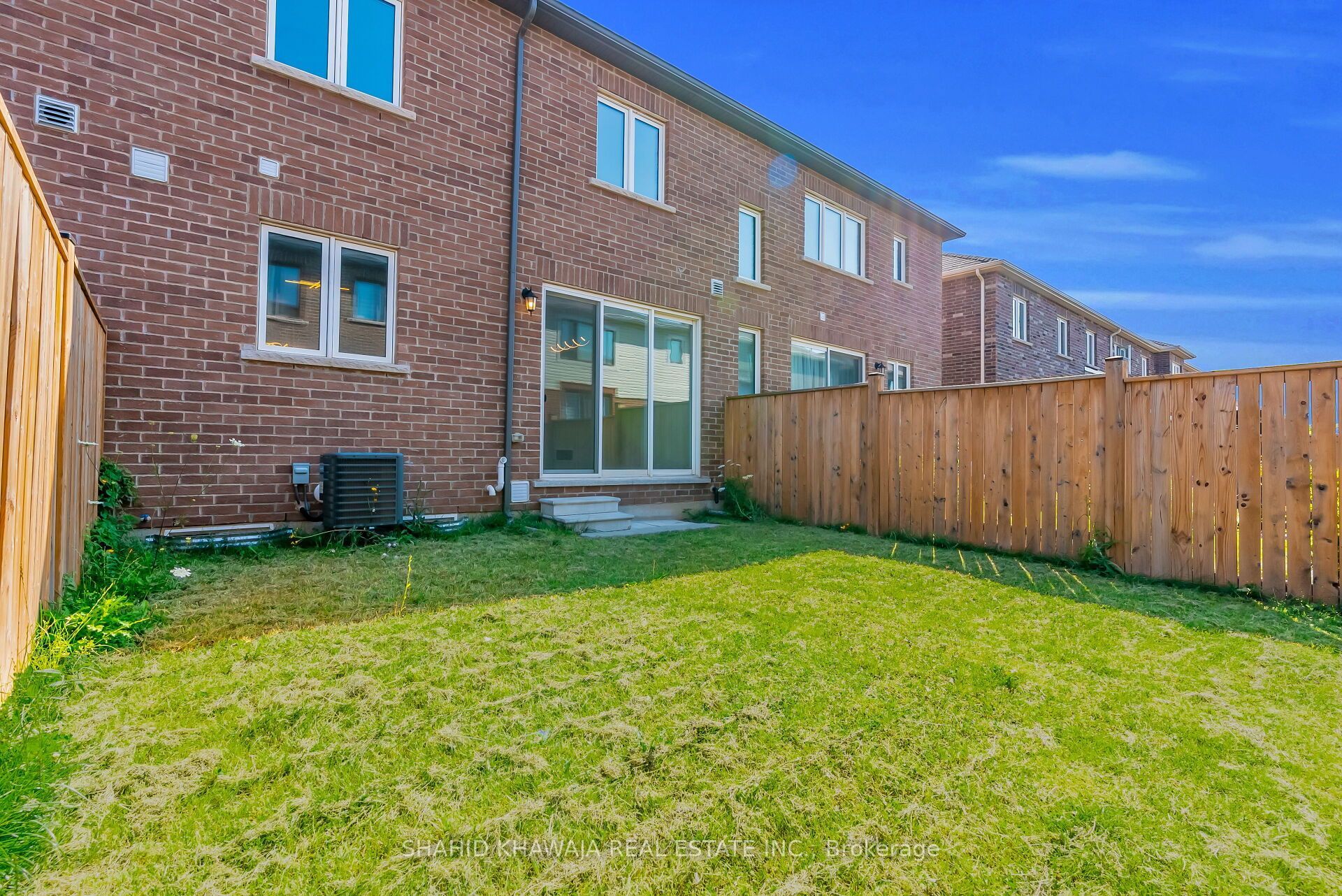 1288 Sycamore Gardens Property Photo 28