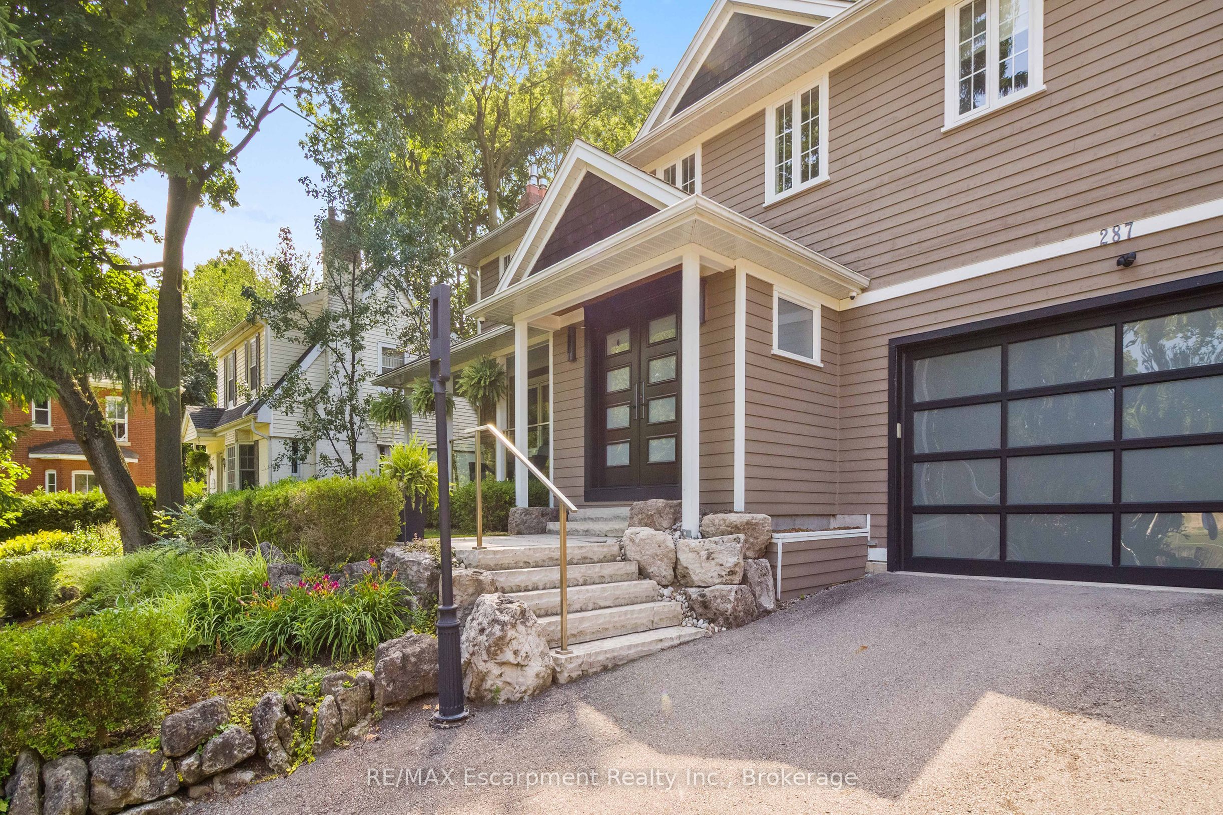 287 Macdonald Road Property Photo 2