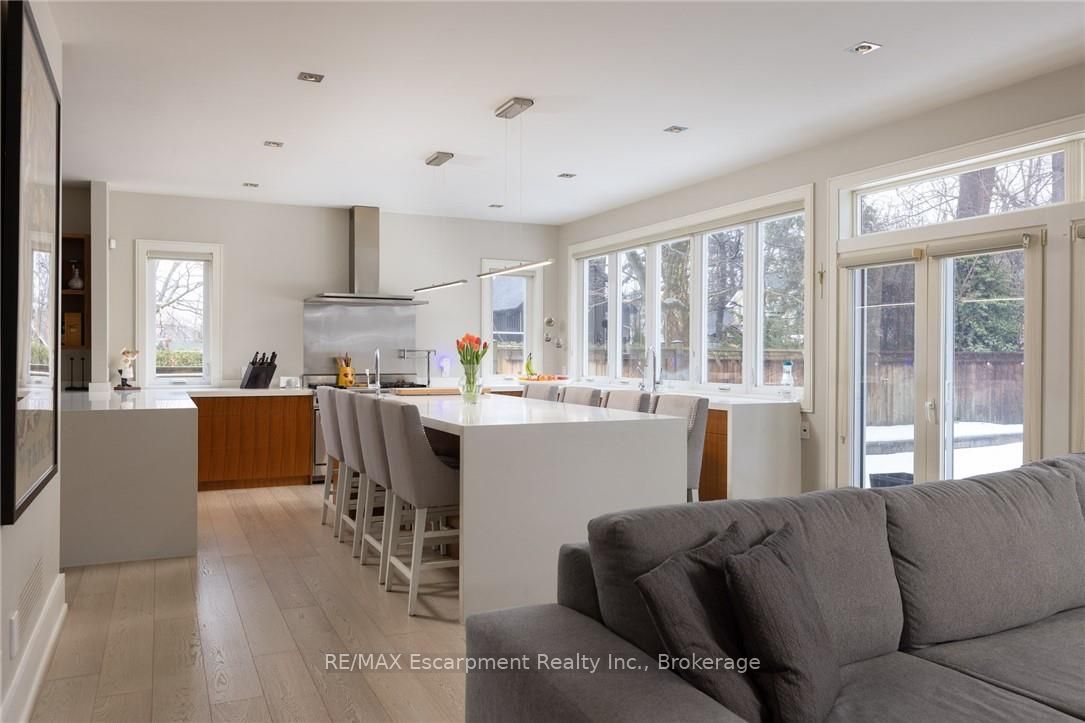 287 Macdonald Road Property Photo 11