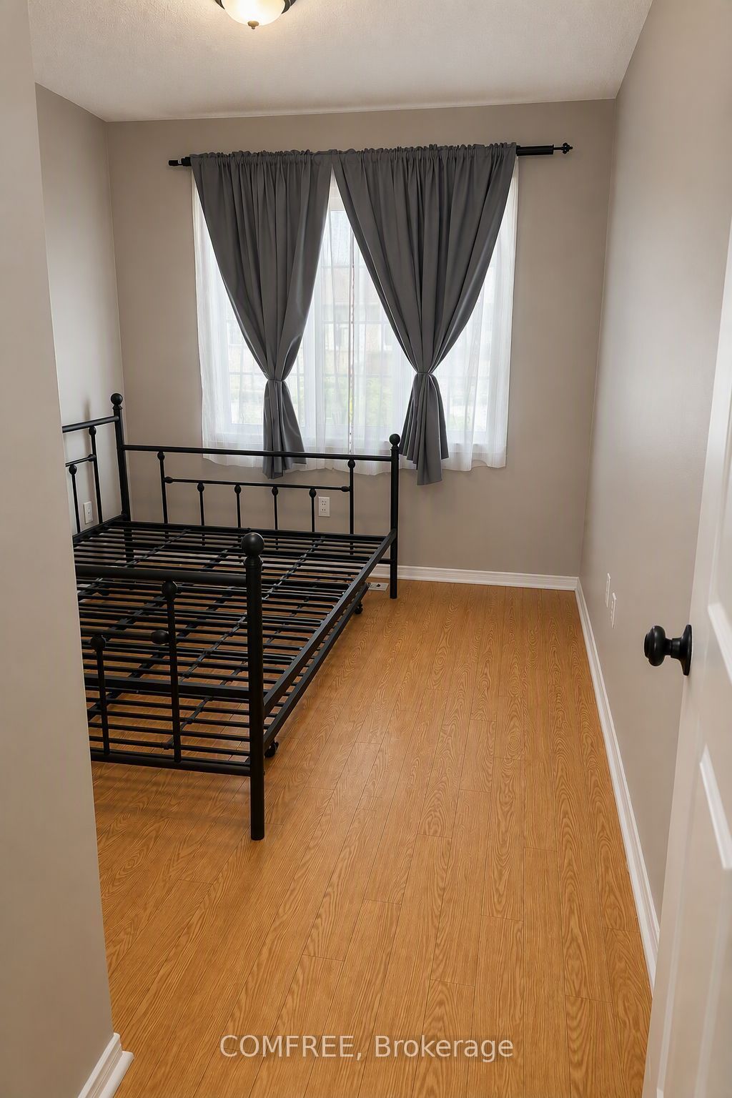 15d View Green Crescent Property Photo 17