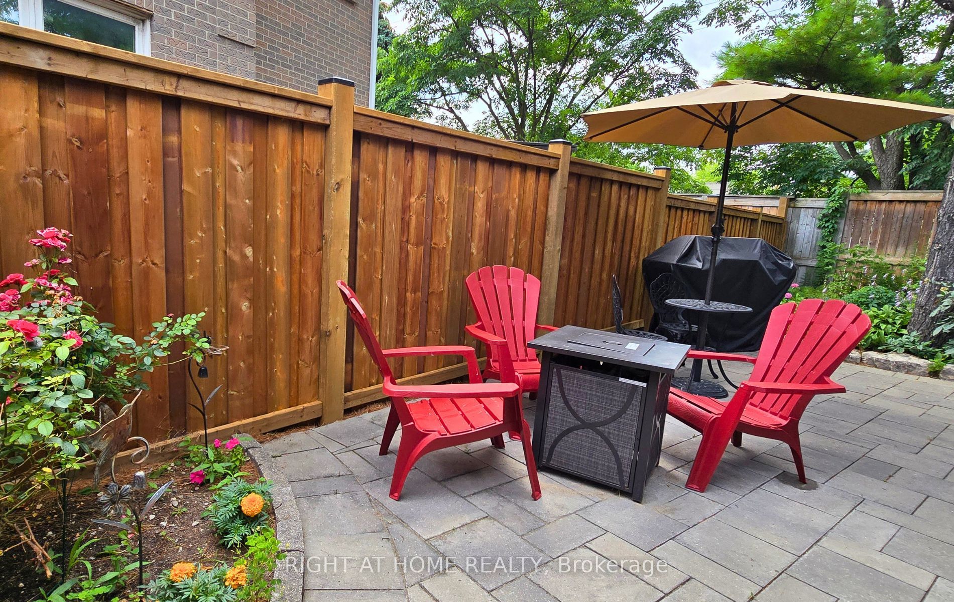 1665 Asgard Drive Property Photo 9