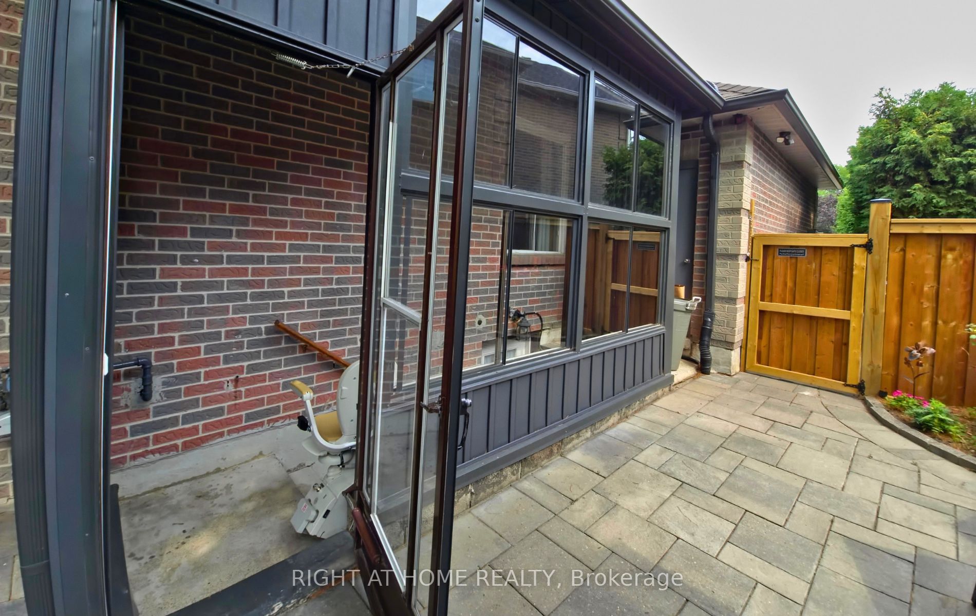 1665 Asgard Drive Property Photo 12