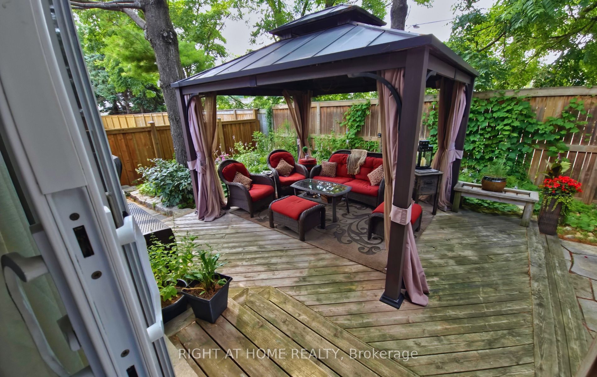 1665 Asgard Drive Property Photo 22