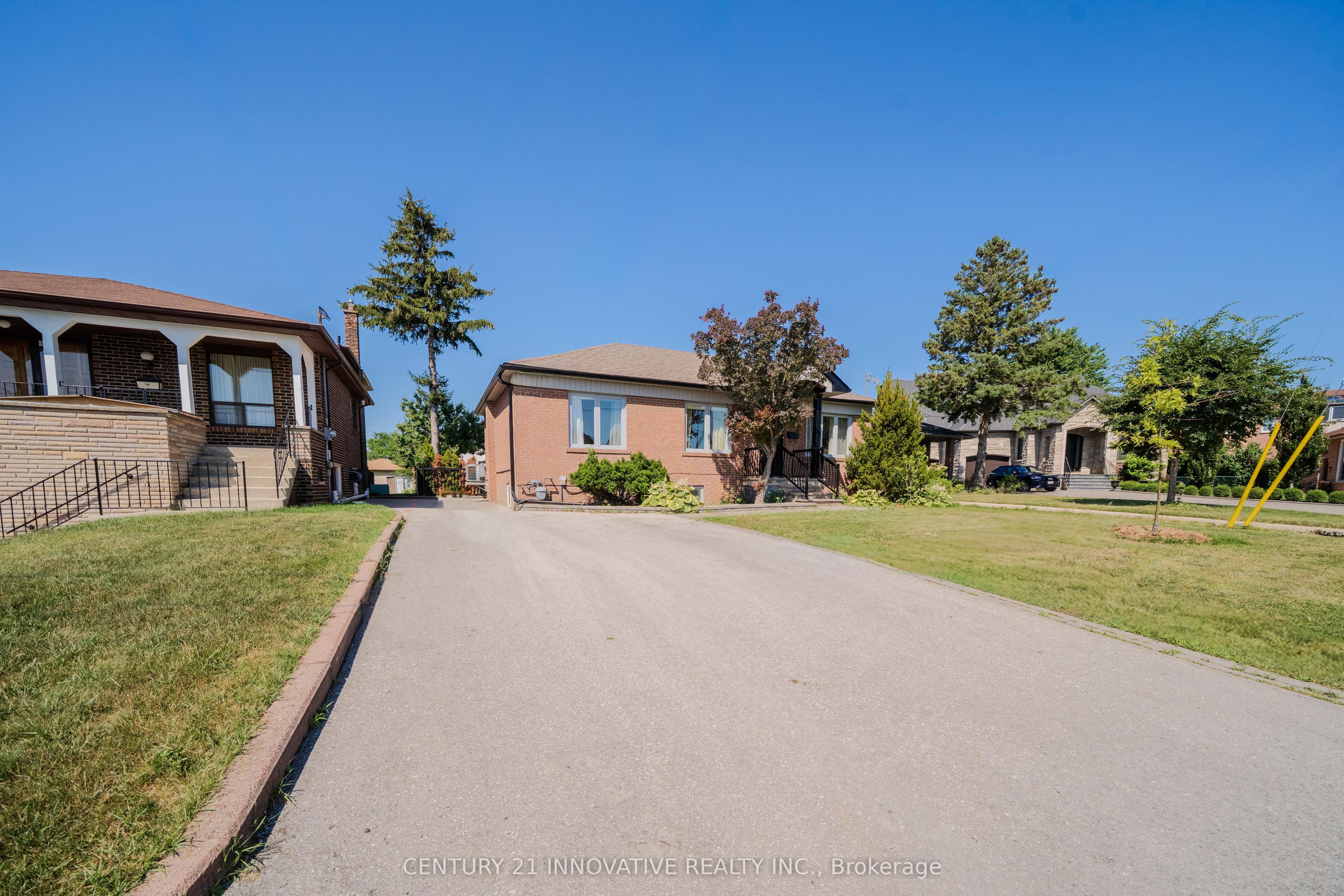 60 Dorking Crescent Property Photo 4