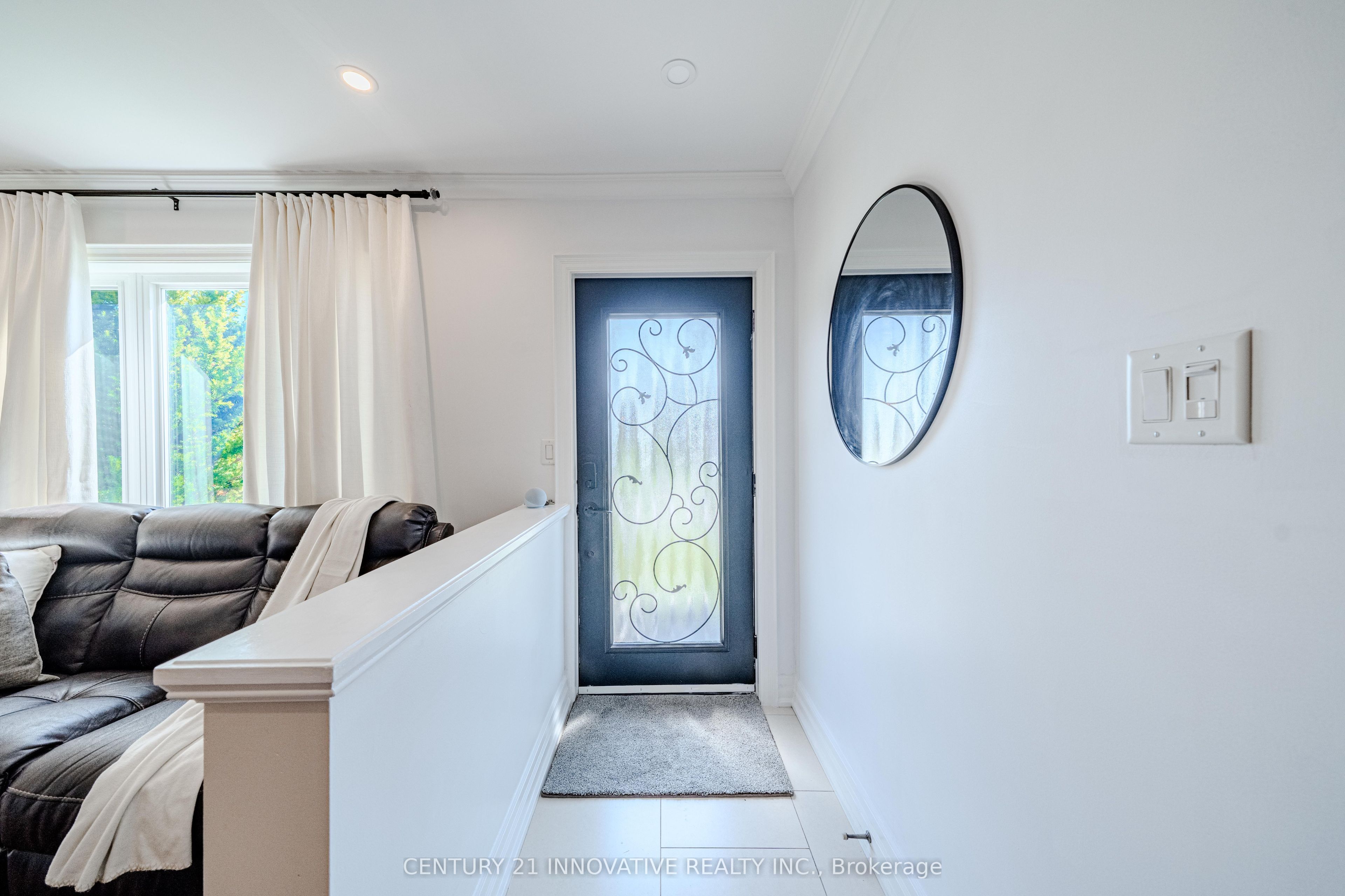 60 Dorking Crescent Property Photo 5