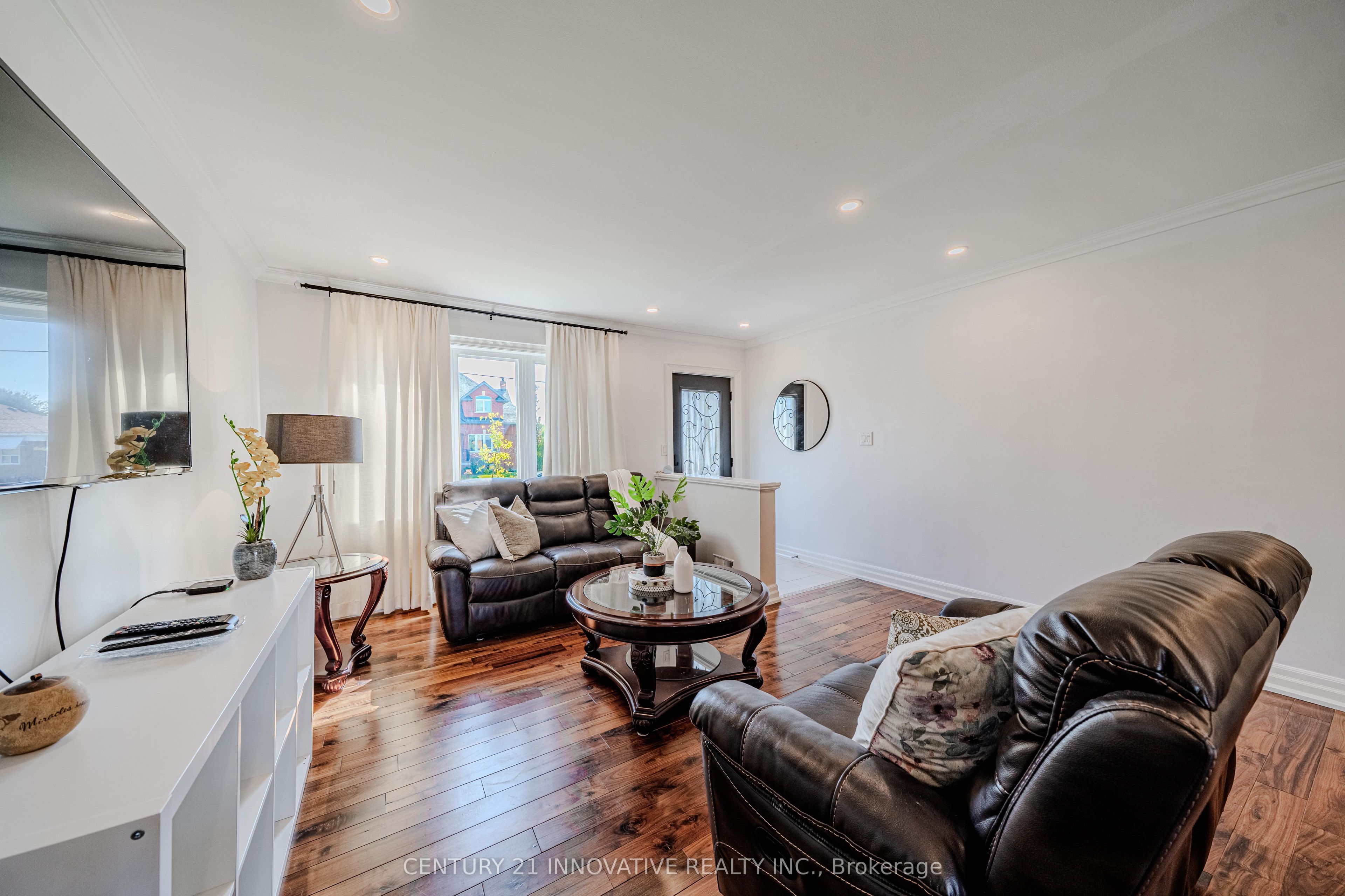 60 Dorking Crescent Property Photo 8