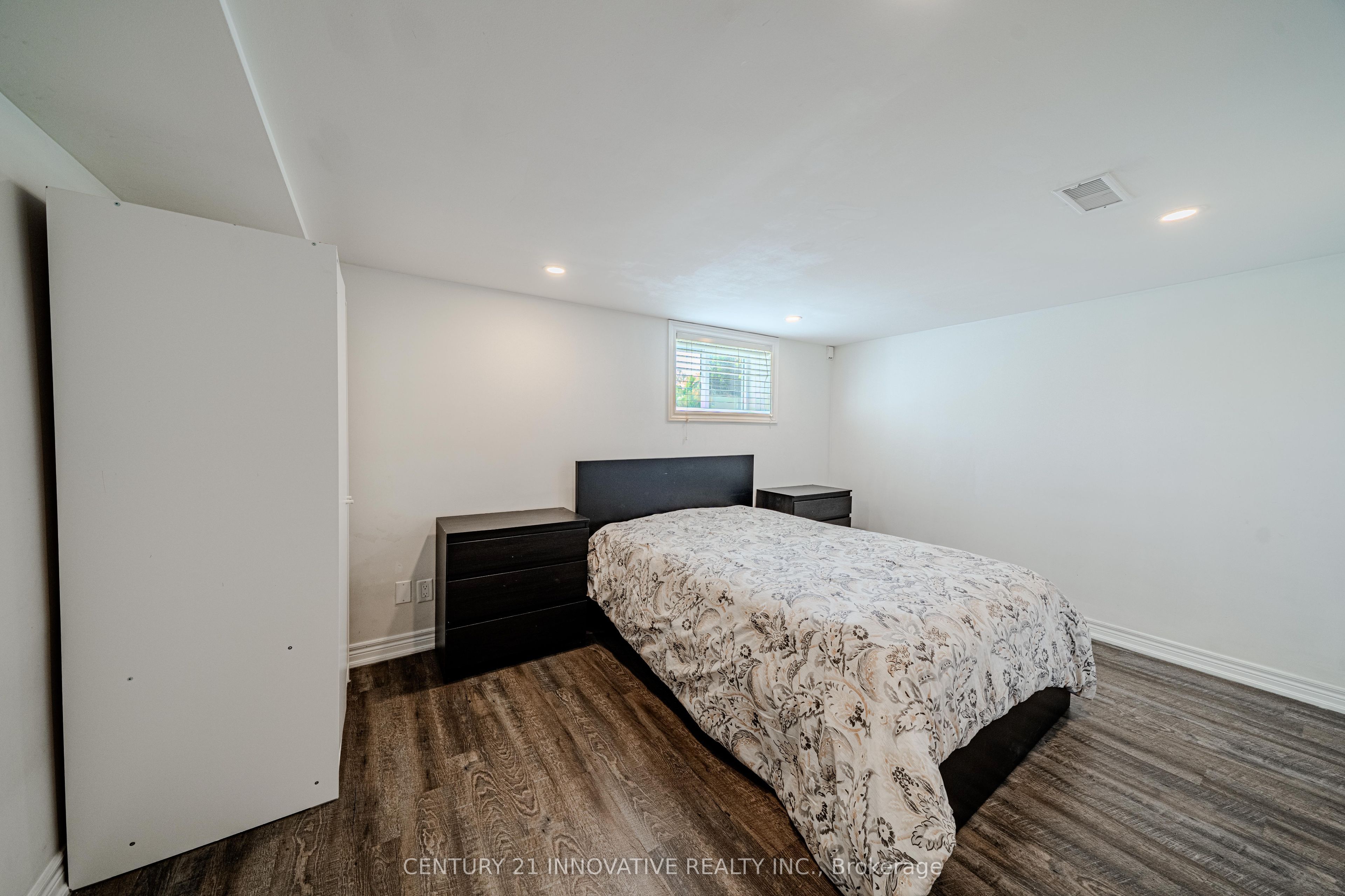 60 Dorking Crescent Property Photo 40