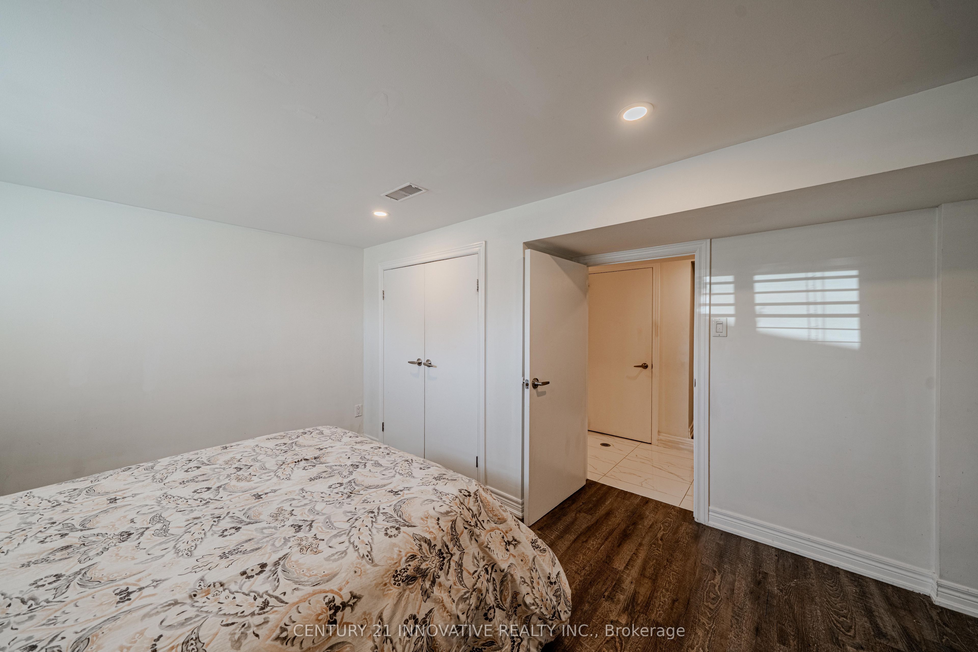 60 Dorking Crescent Property Photo 42