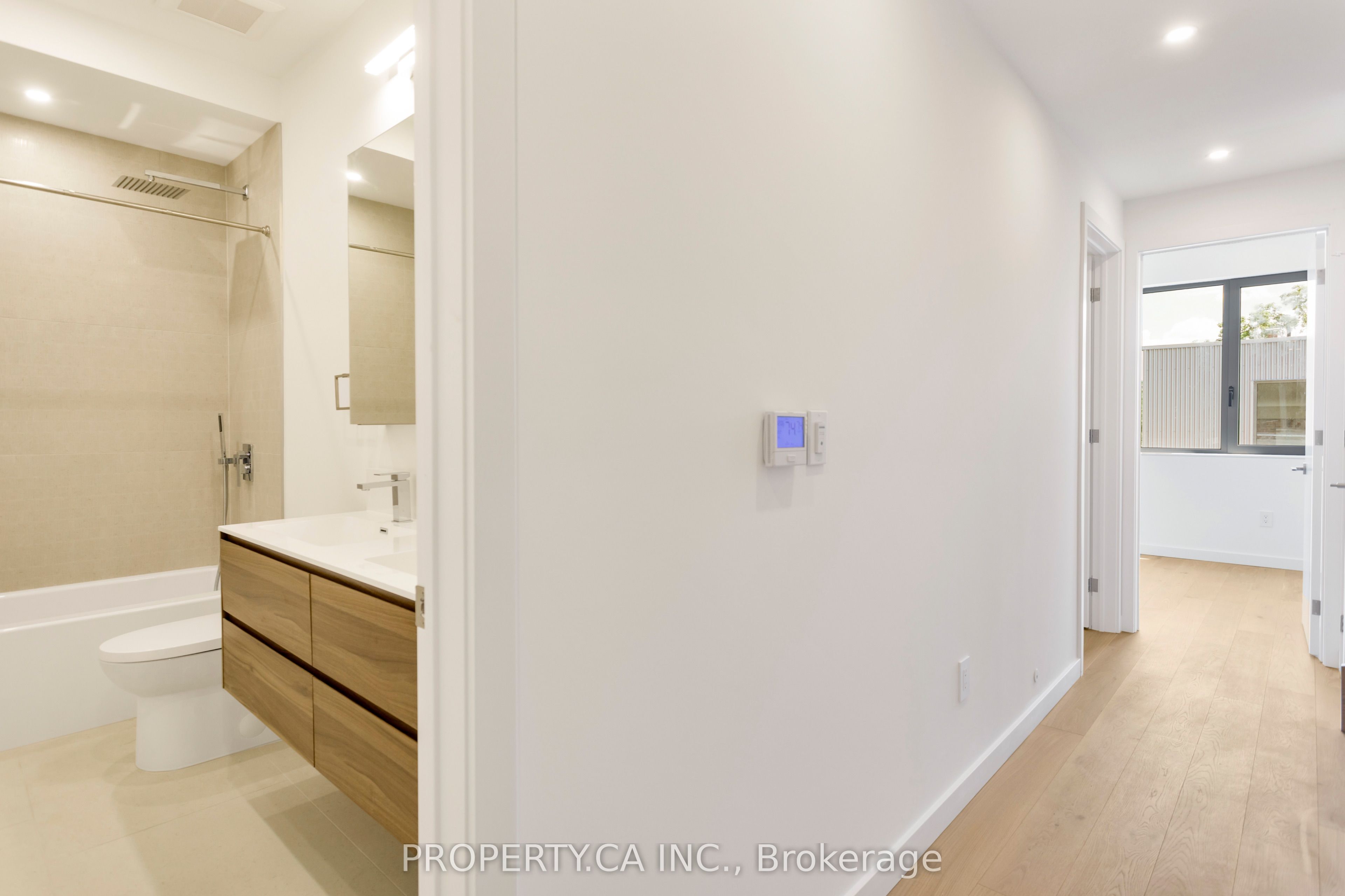301 Keele Street Unit #2 Property Photo 15