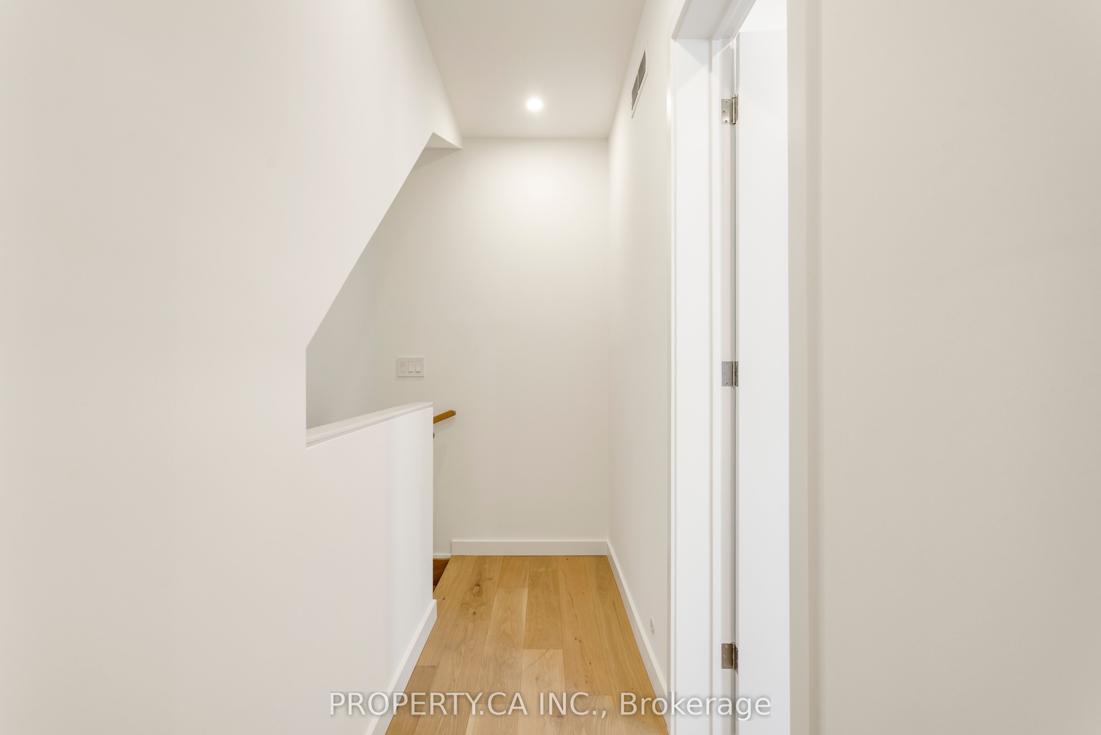 301 Keele Street Unit #2 Property Photo 23