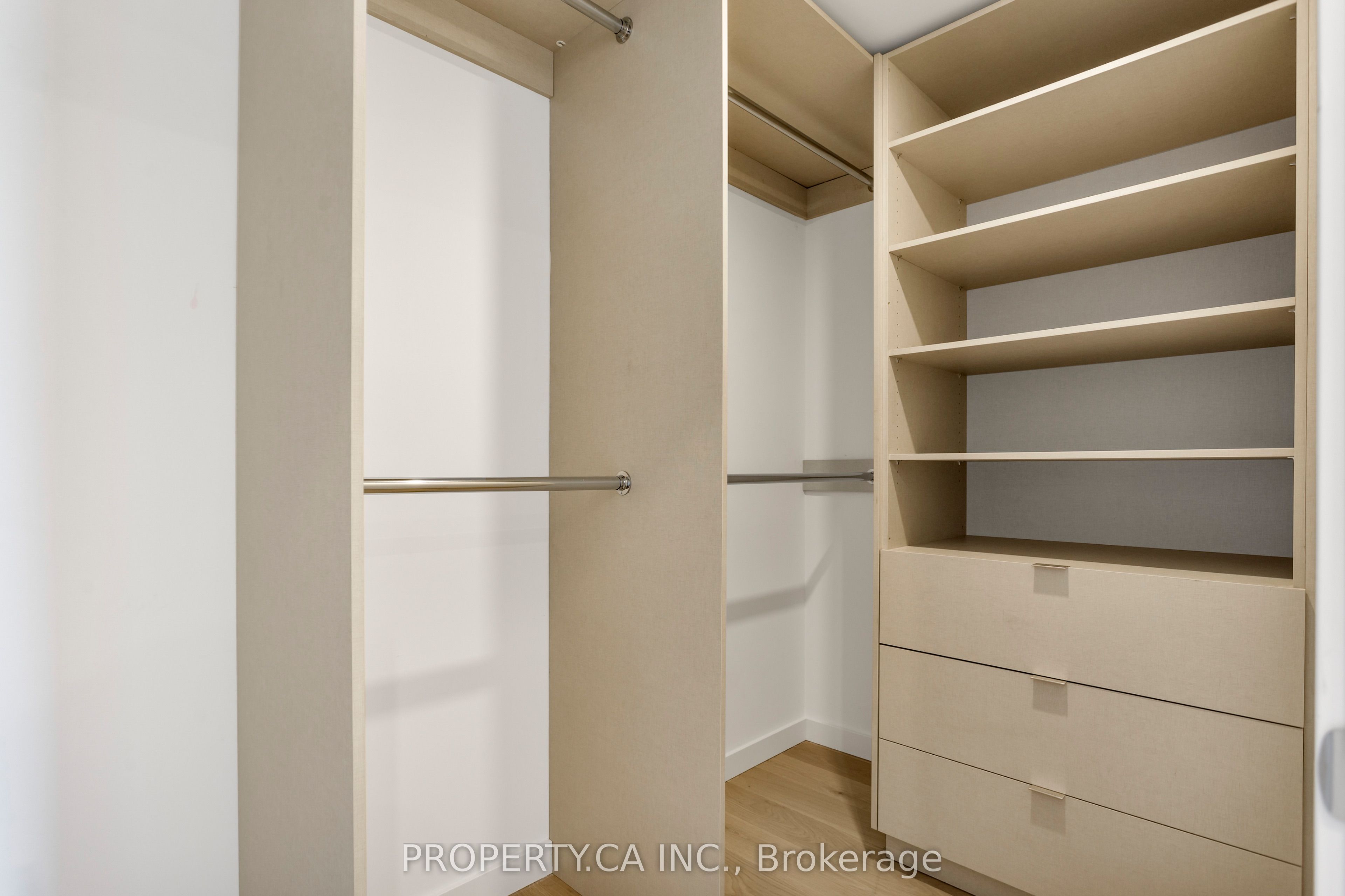 301 Keele Street Unit #2 Property Photo 26