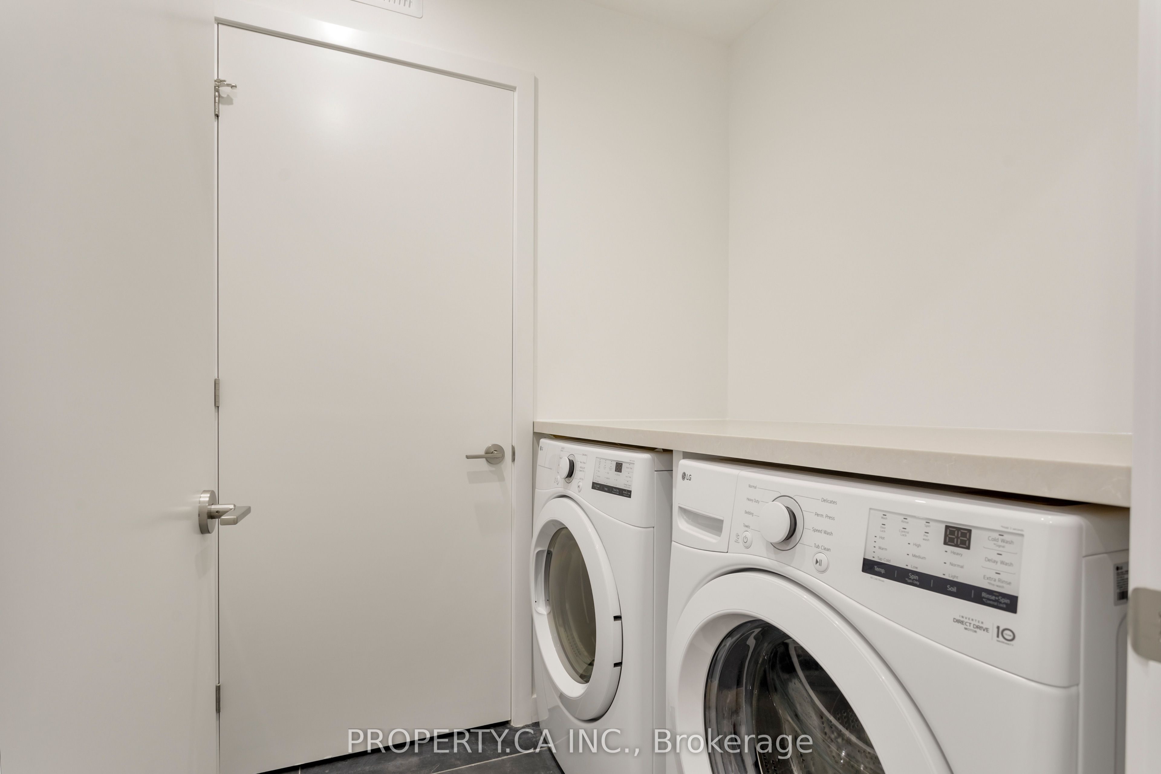 301 Keele Street Unit #2 Property Photo 37