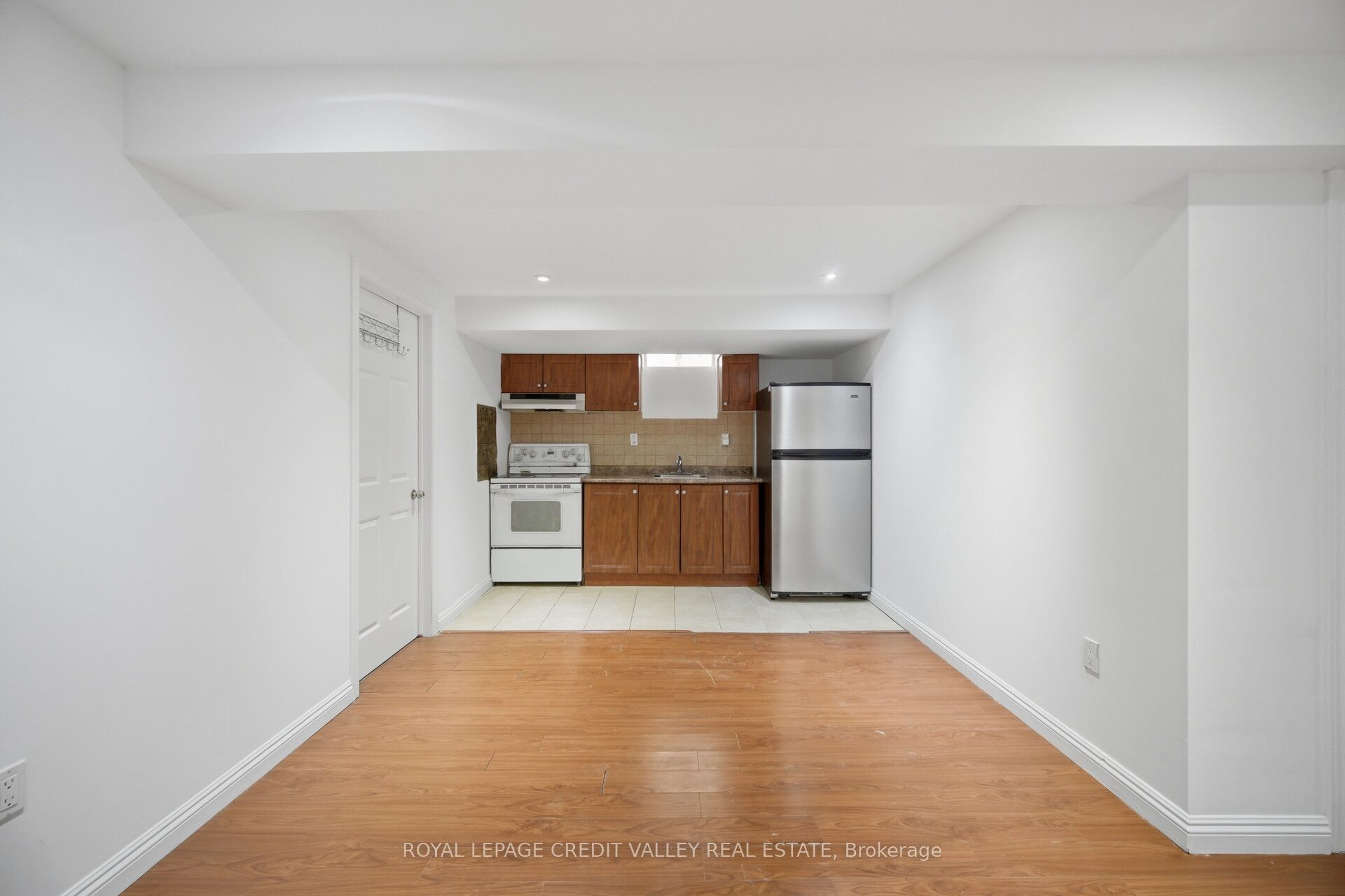 23 Capistro Street Property Photo 37