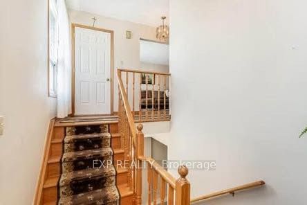 4308 Curia Crescent Upper Property Photo 3