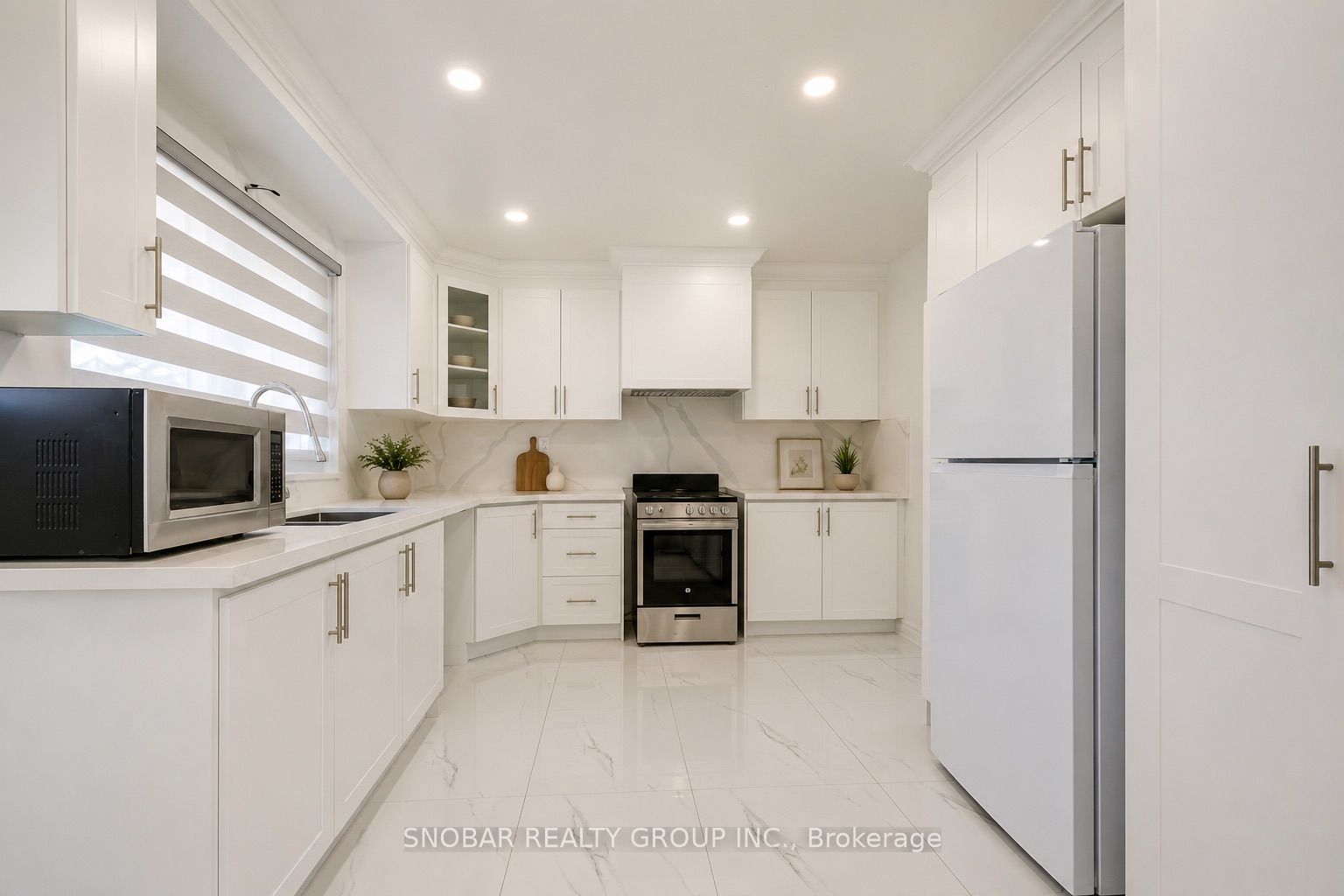 99 Jeffcoat Drive Property Photo 6