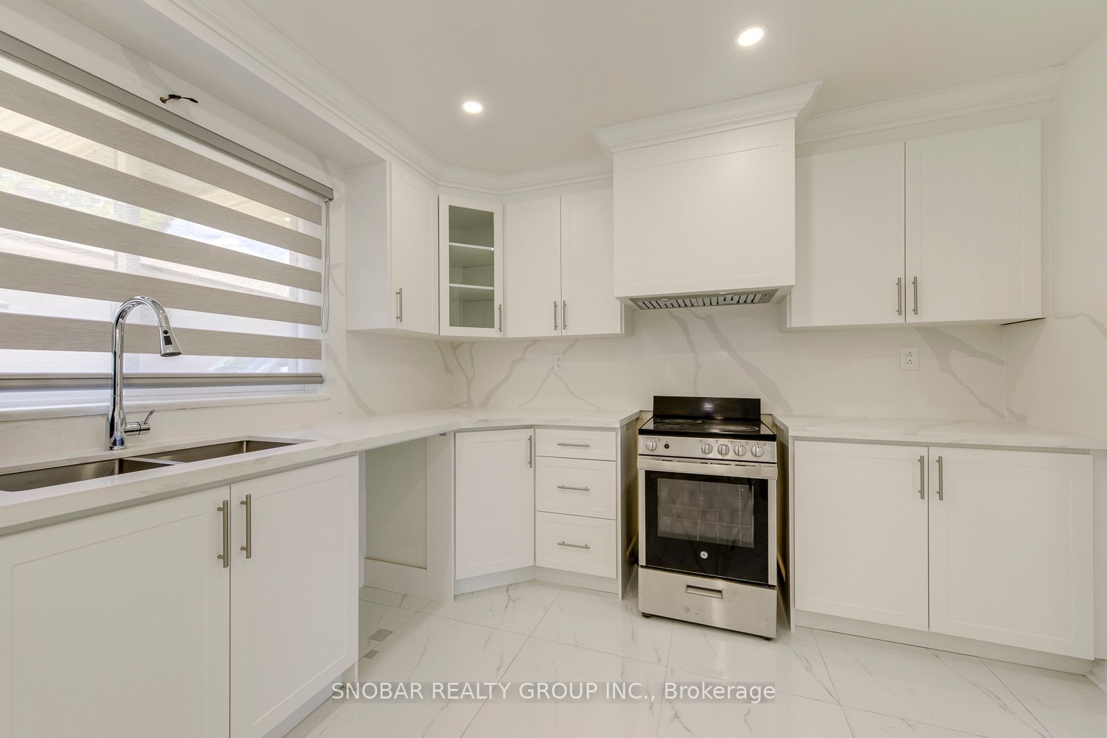 99 Jeffcoat Drive Property Photo 16