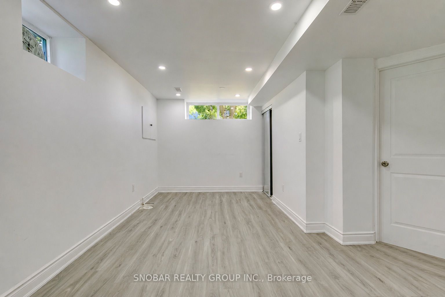 99 Jeffcoat Drive Property Photo 23