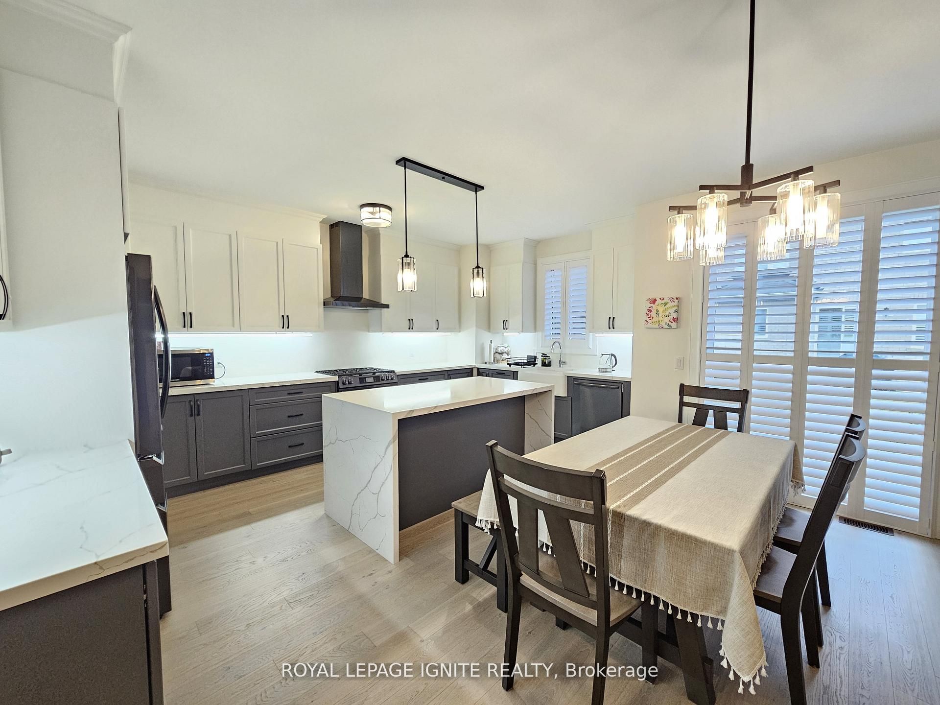48 Duxbury Road Property Photo 10