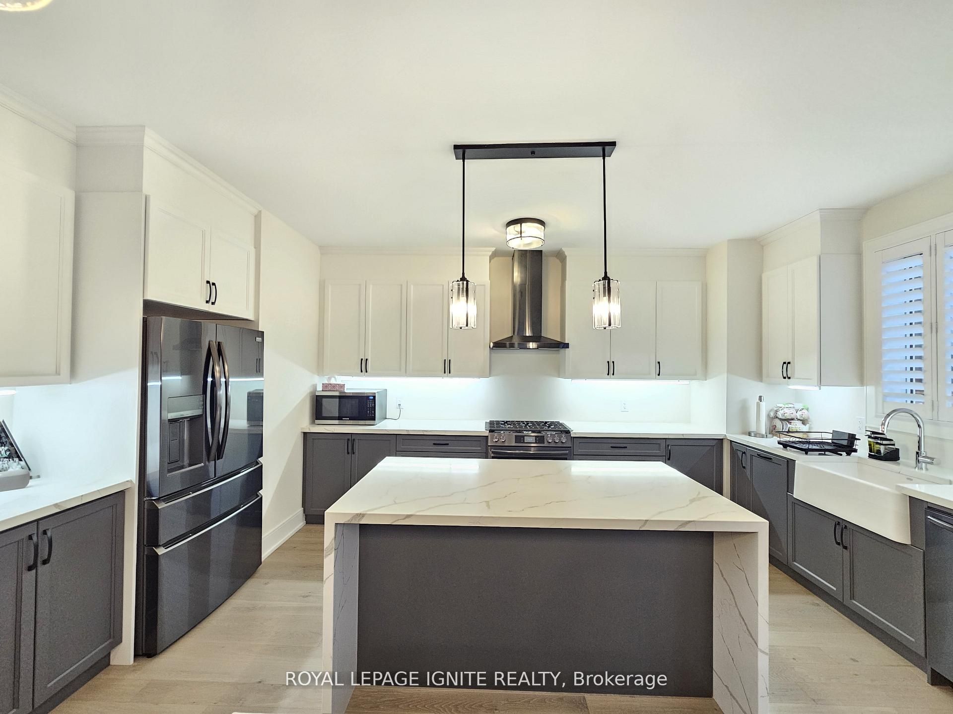 48 Duxbury Road Property Photo 11