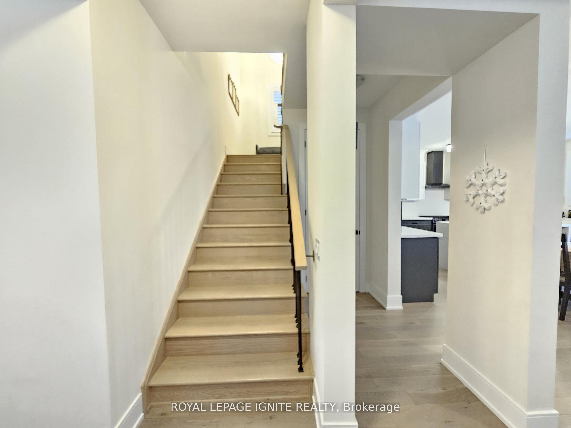 48 Duxbury Road Property Photo 13