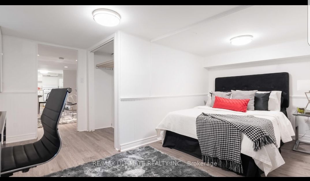 1133 Dufferin Street Lower Property Photo 5
