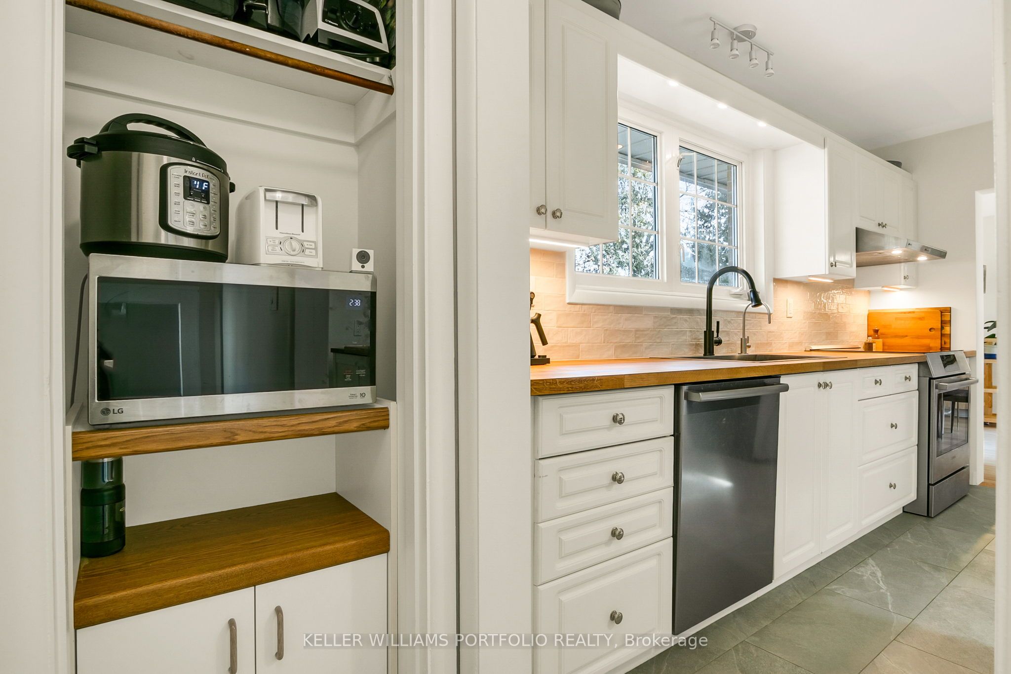 88 Sabrina Dr Drive Property Photo 14