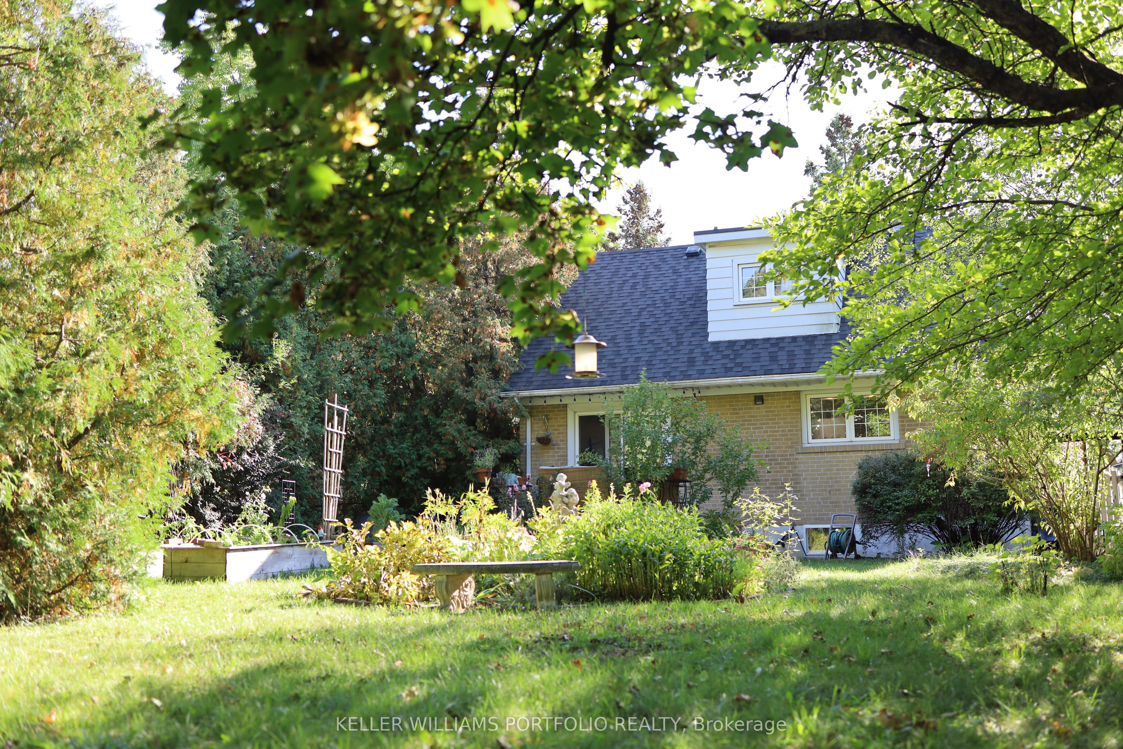 88 Sabrina Dr Drive Property Photo 41