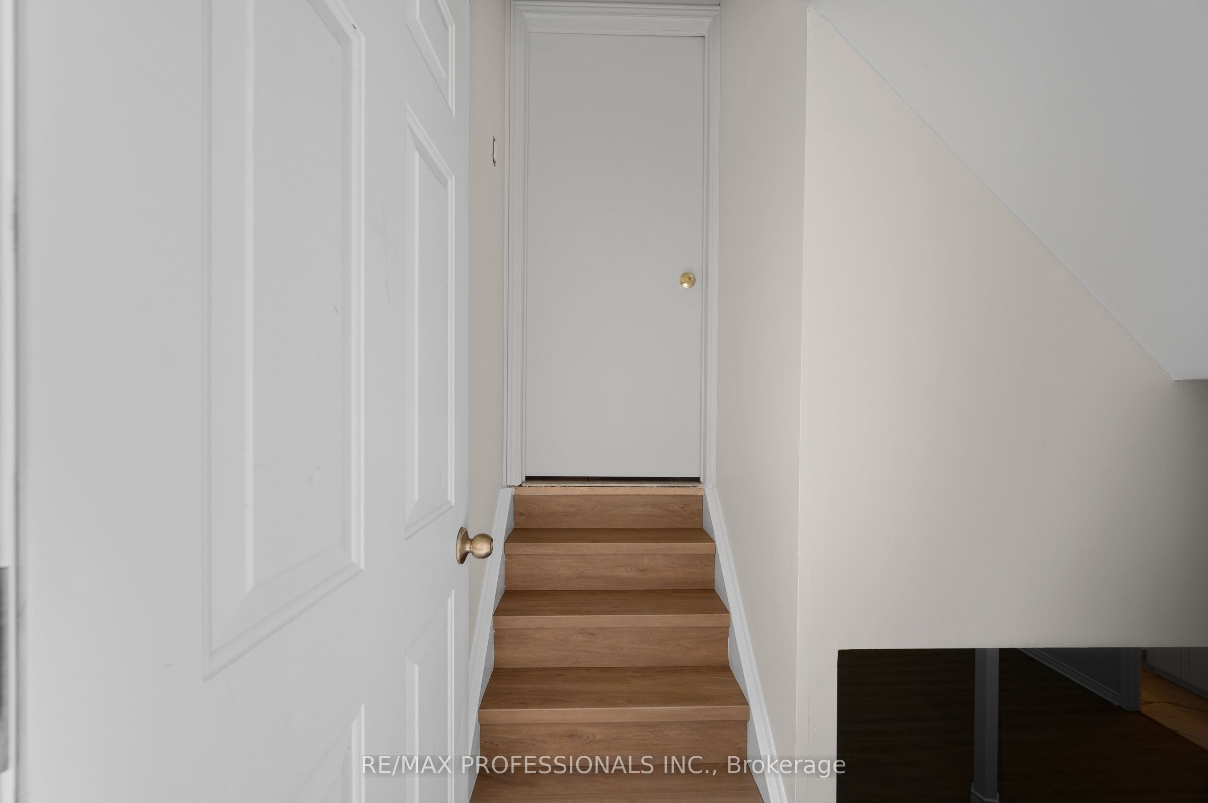 2900 Tradewind Drive Bsmt Property Photo 2