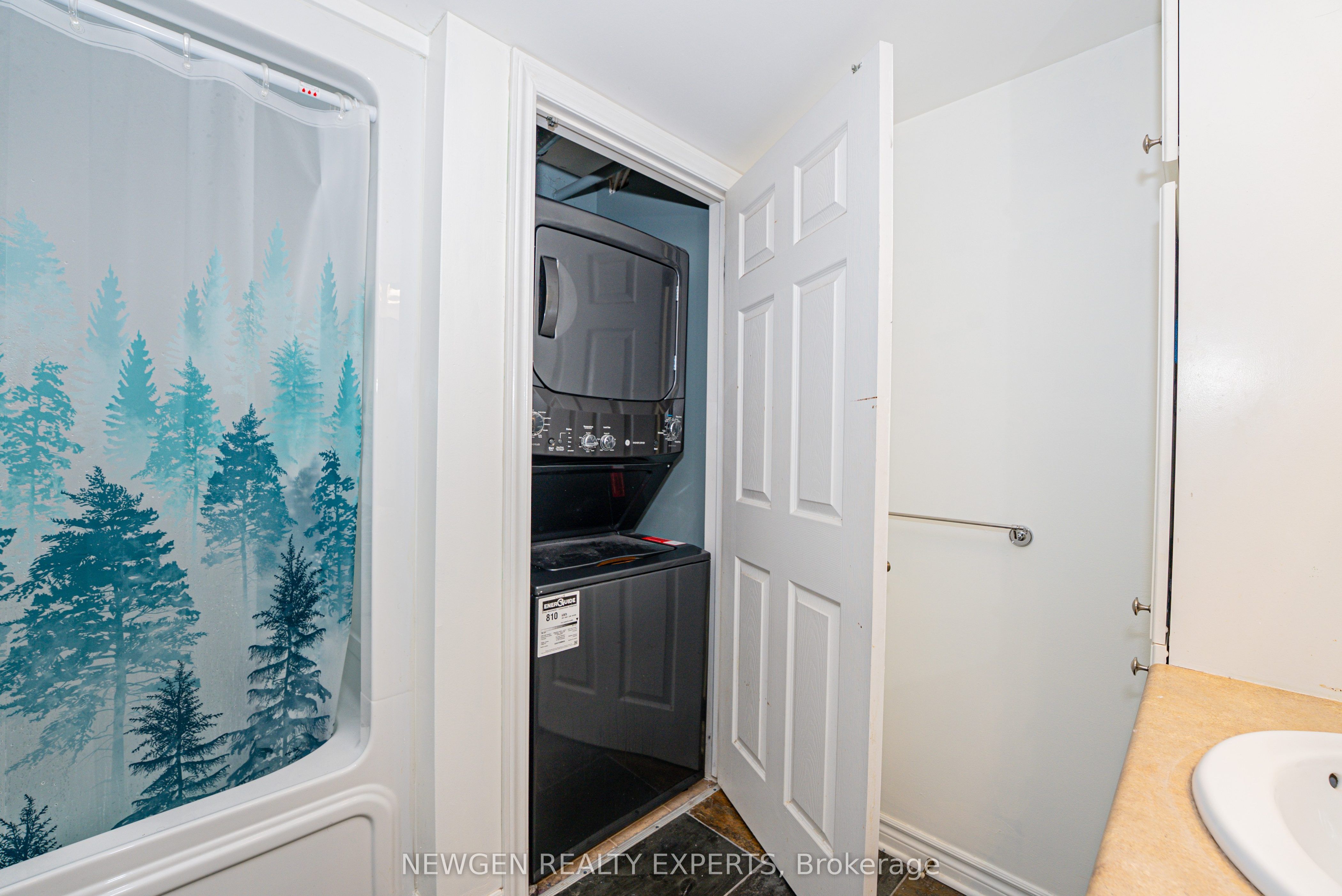 1479 Maple Avenue 405 Property Photo 17