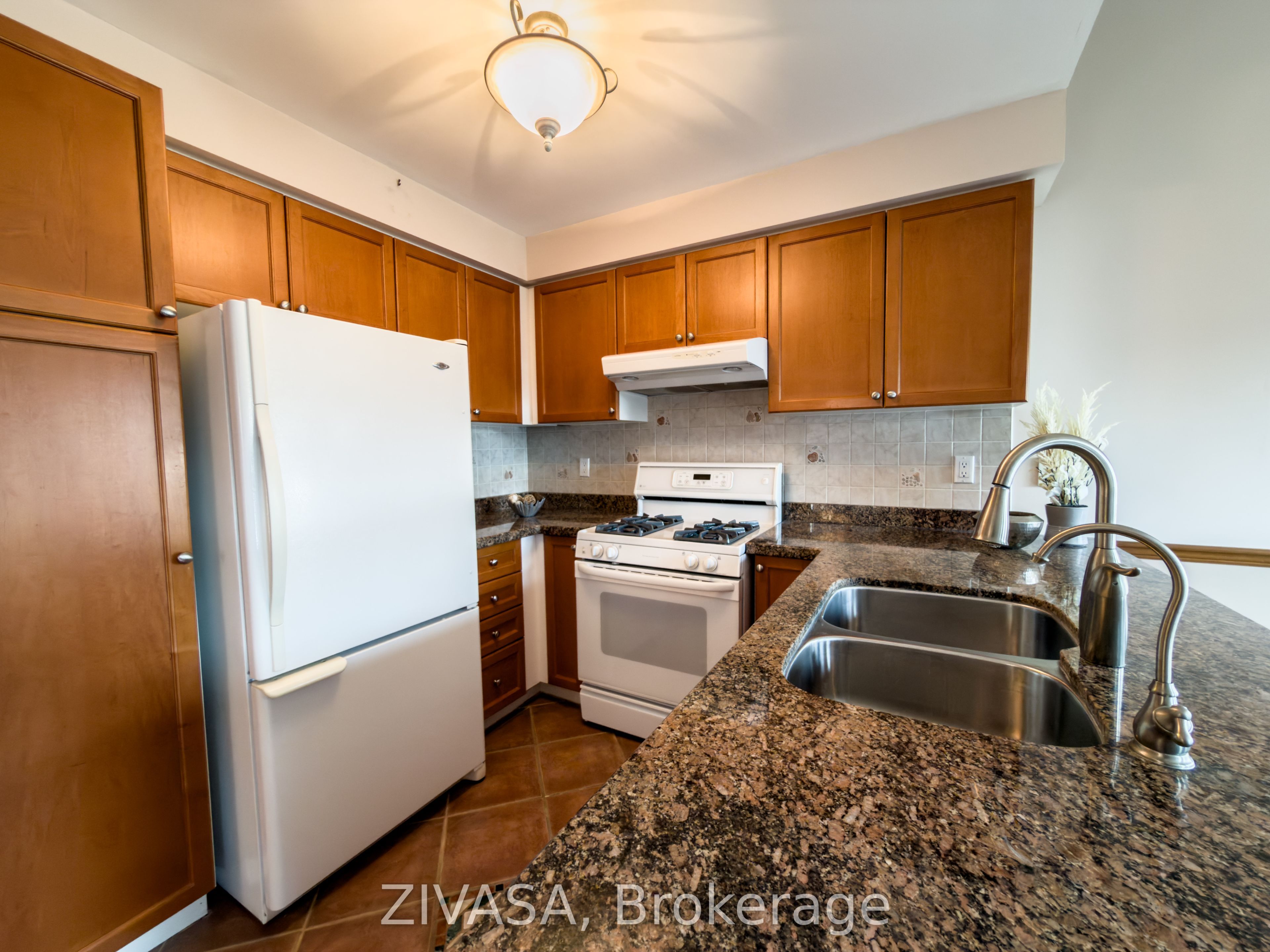3103 Baytree Court Property Photo 25